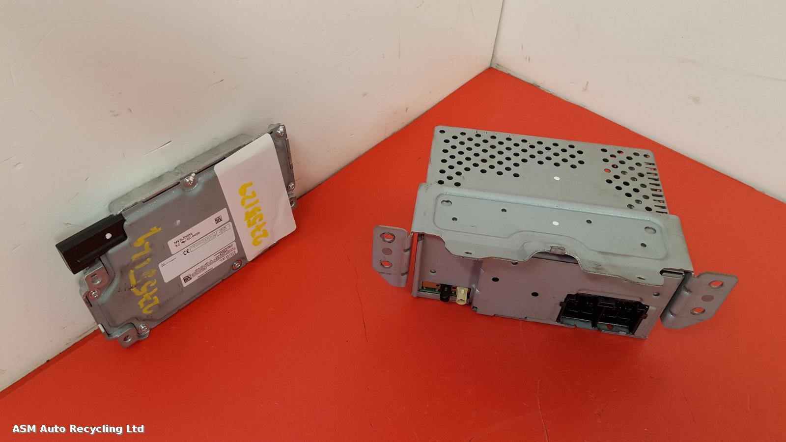 View Auto part CD Changer Ford Fiesta 2020