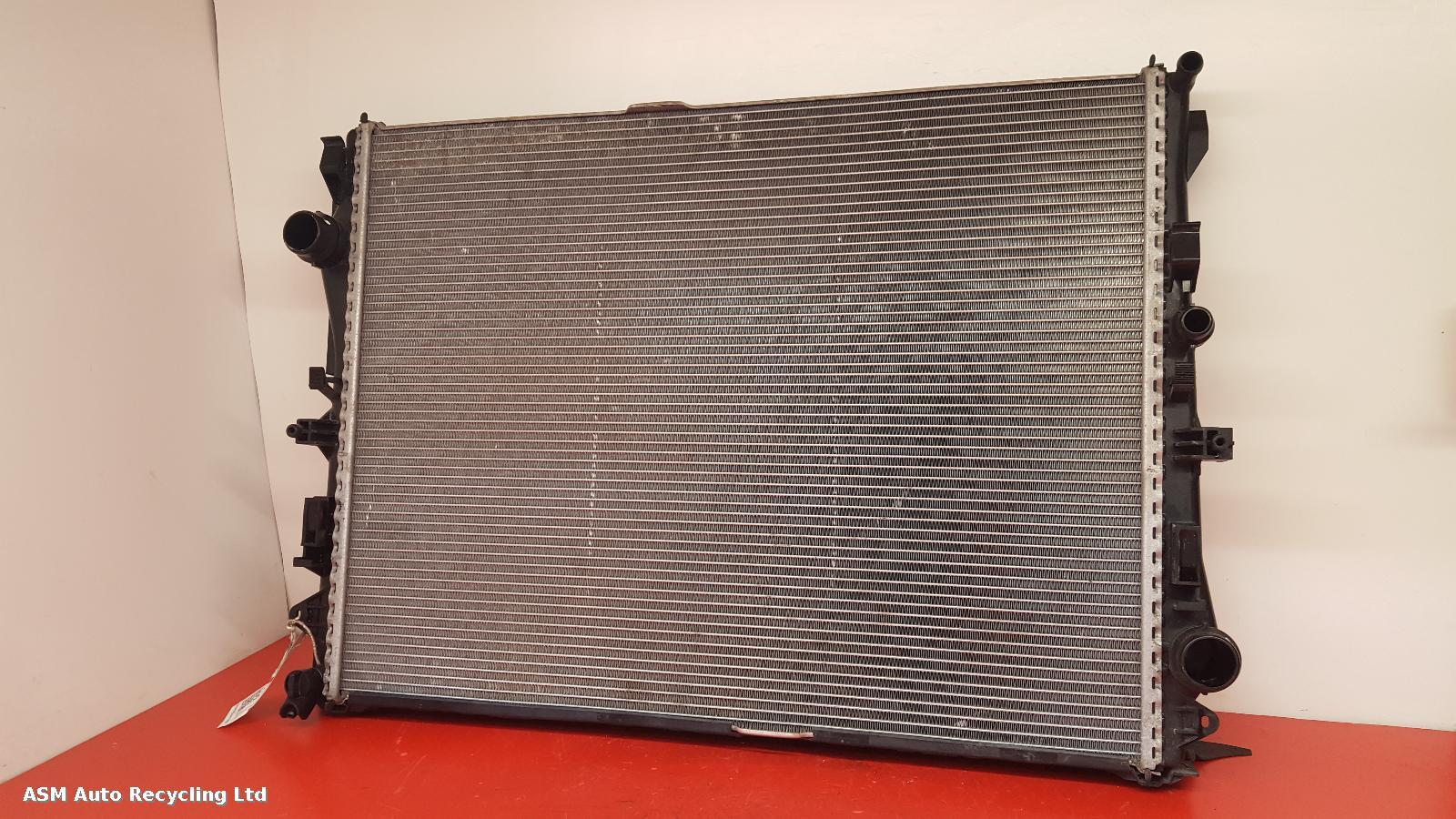 View Auto part Radiator Mercedes E Class 2017