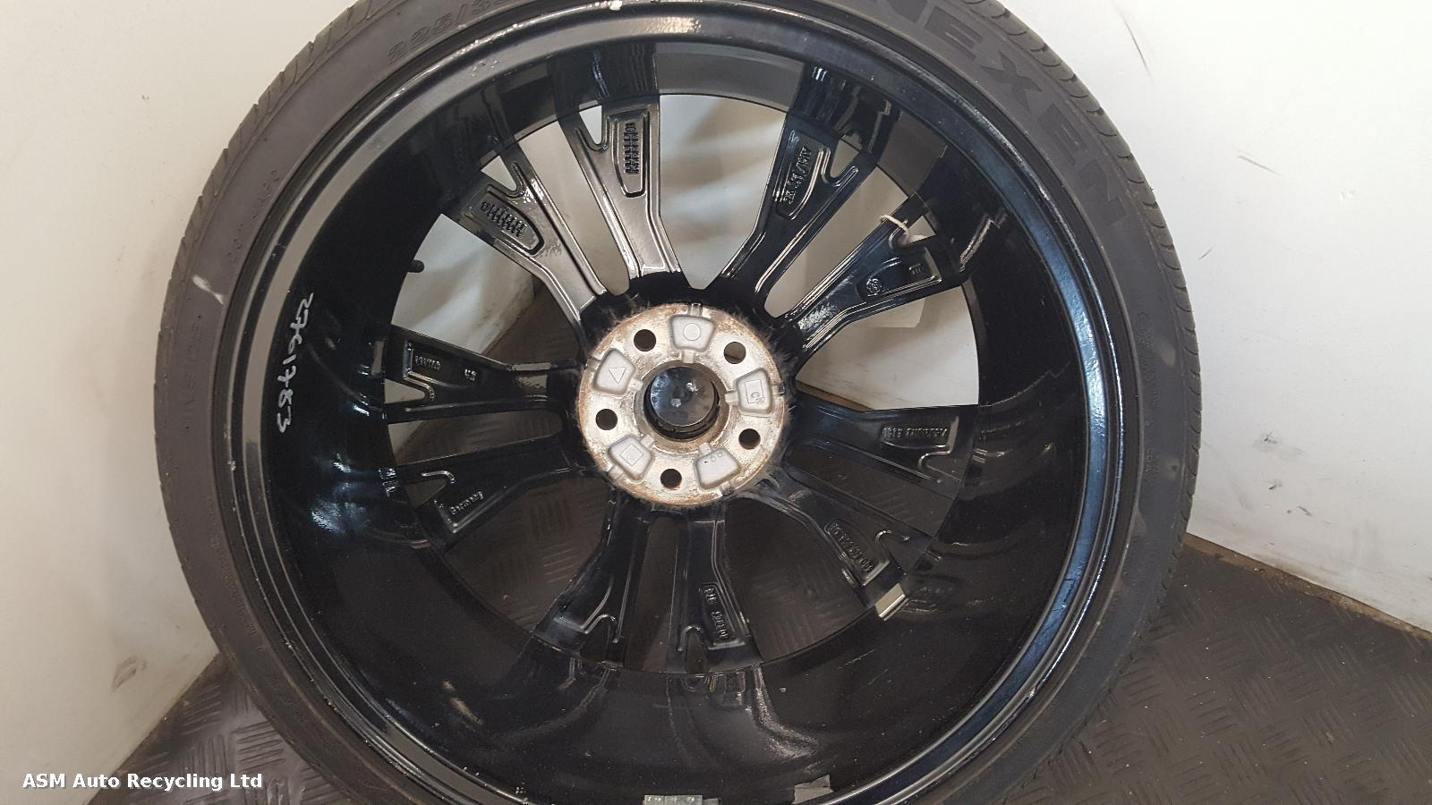 View Auto part Wheel Set Volkswagen Golf 2016