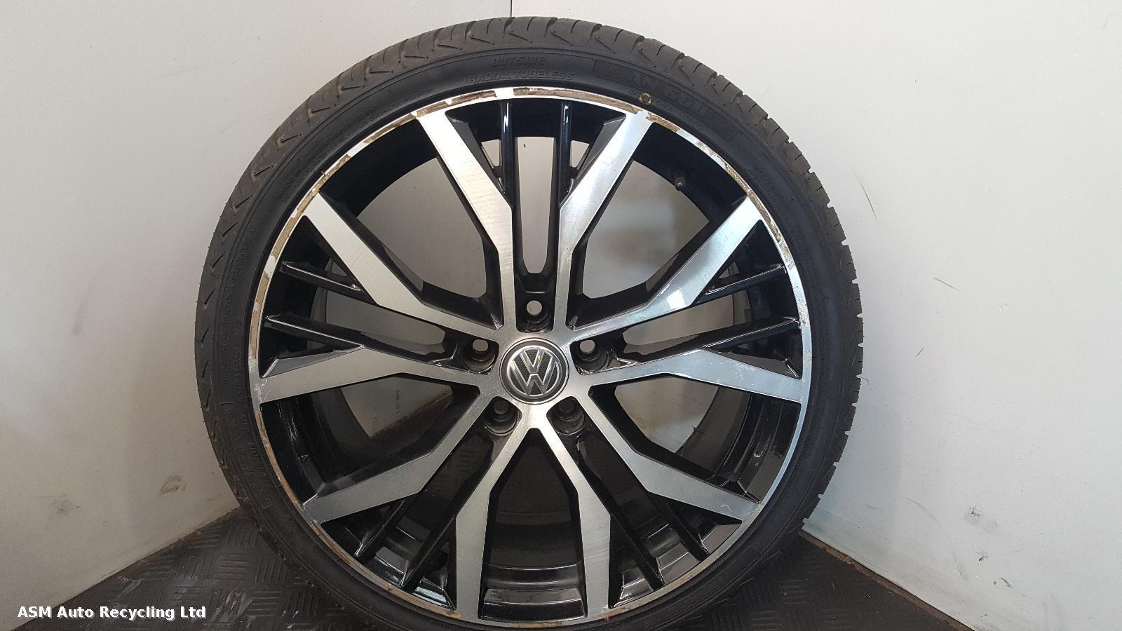 View Auto part Wheel Set Volkswagen Golf 2016