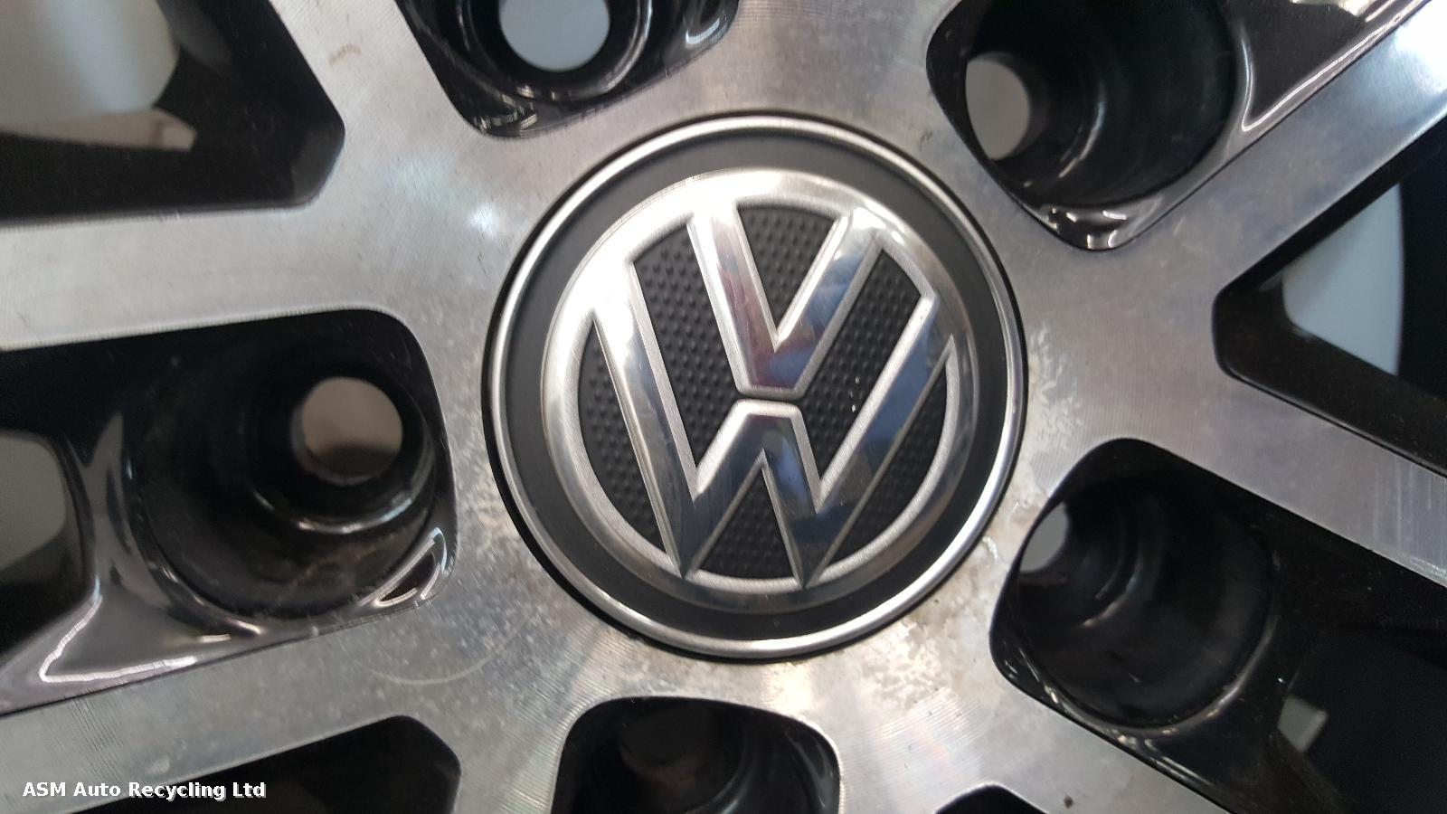 View Auto part Wheel Set Volkswagen Golf 2016