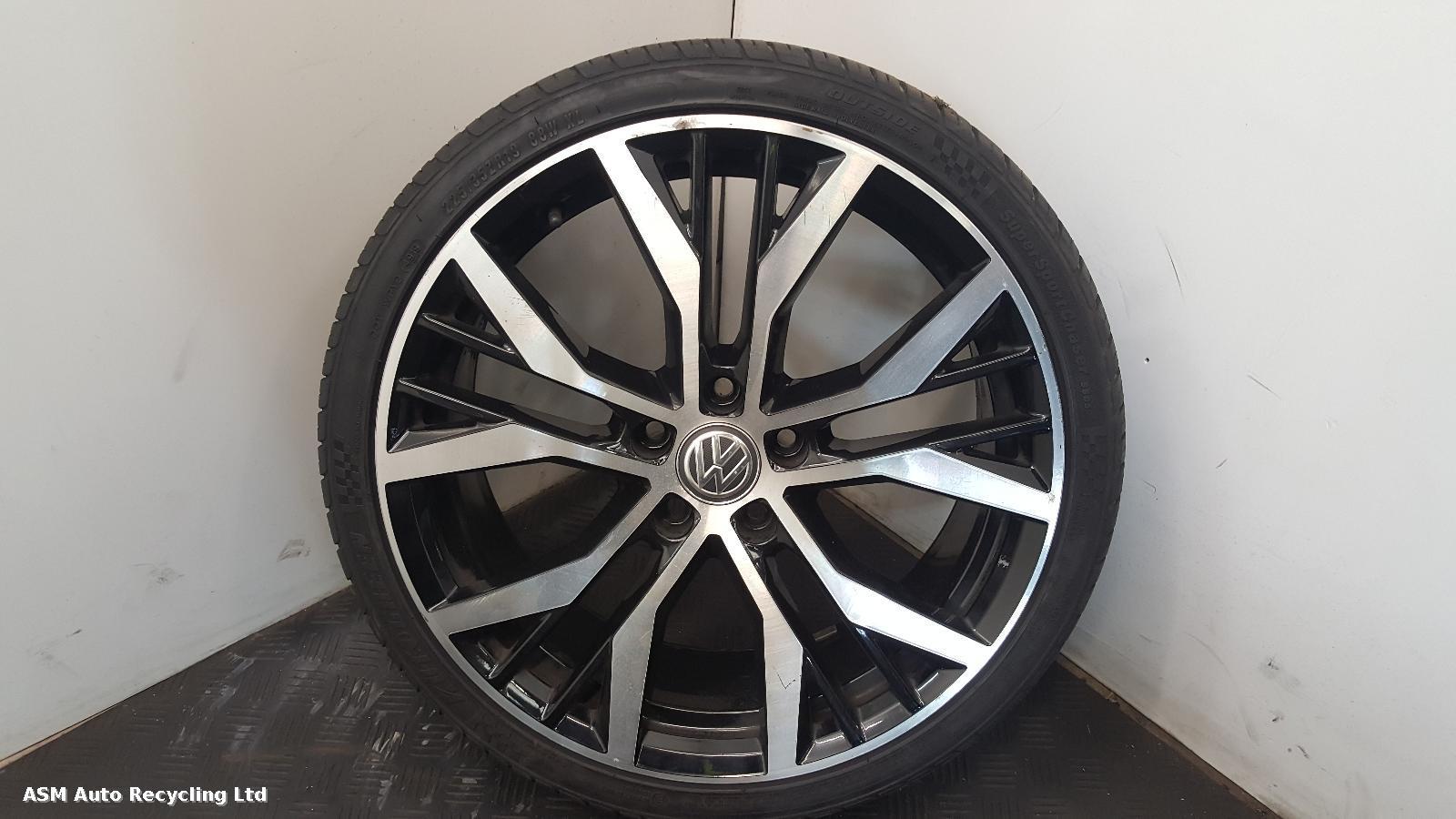View Auto part Wheel Set Volkswagen Golf 2016