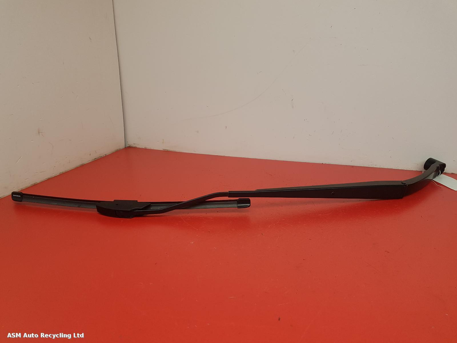 View Auto part Wiper Arm Nissan Qashqai 2016