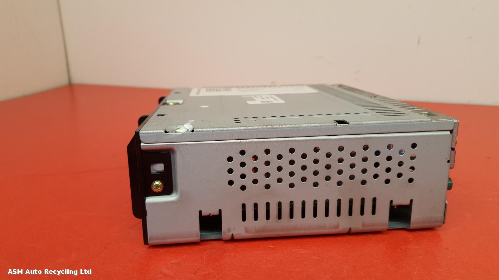 View Auto part CD Changer Vauxhall Astra 2017