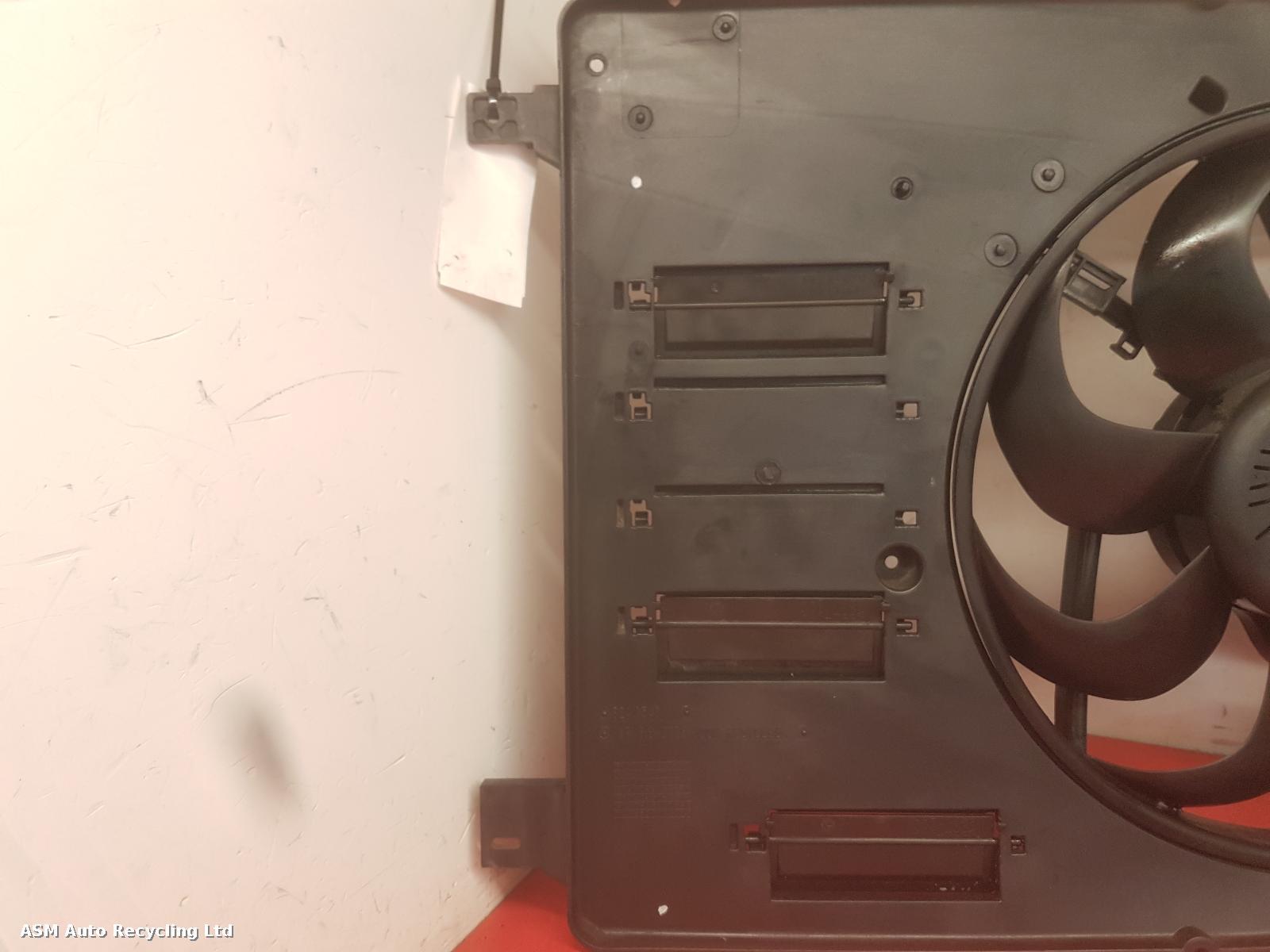 View Auto part Engine Cooling Motor Ford Kuga 2011