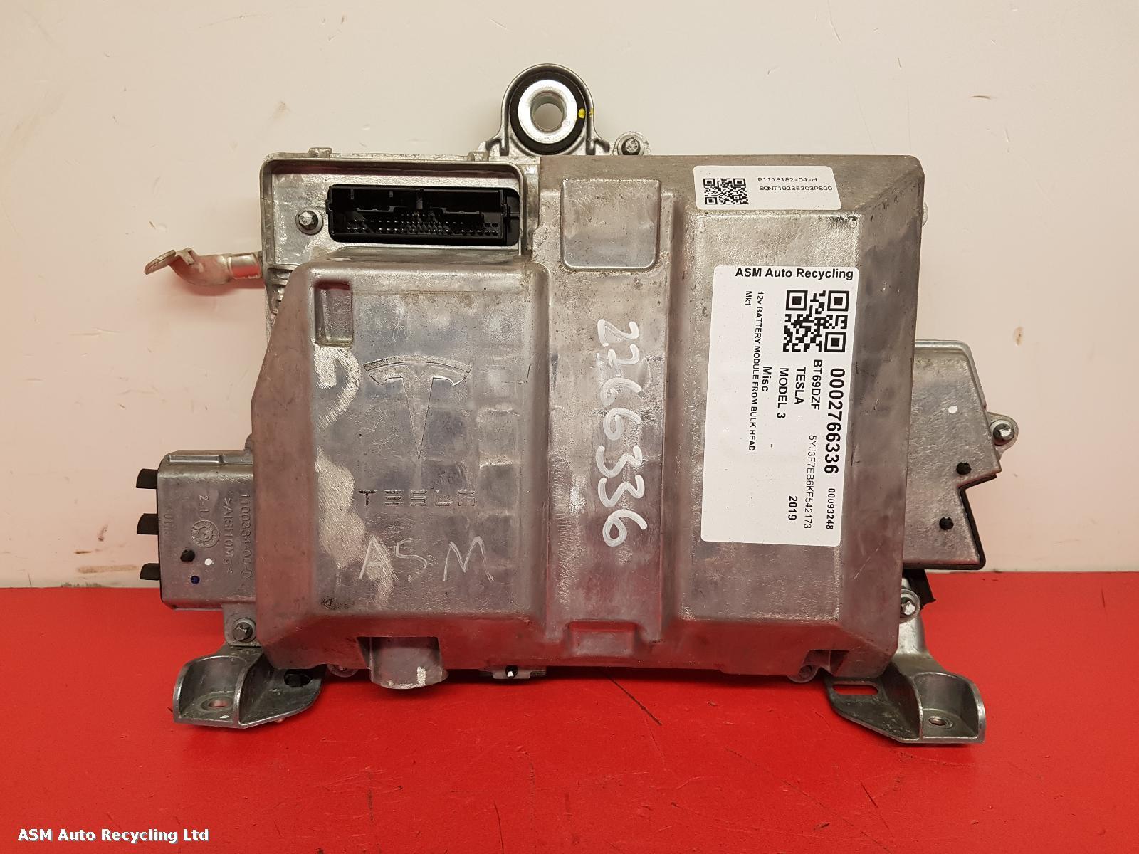 View Auto part Misc Tesla Model 3 2019