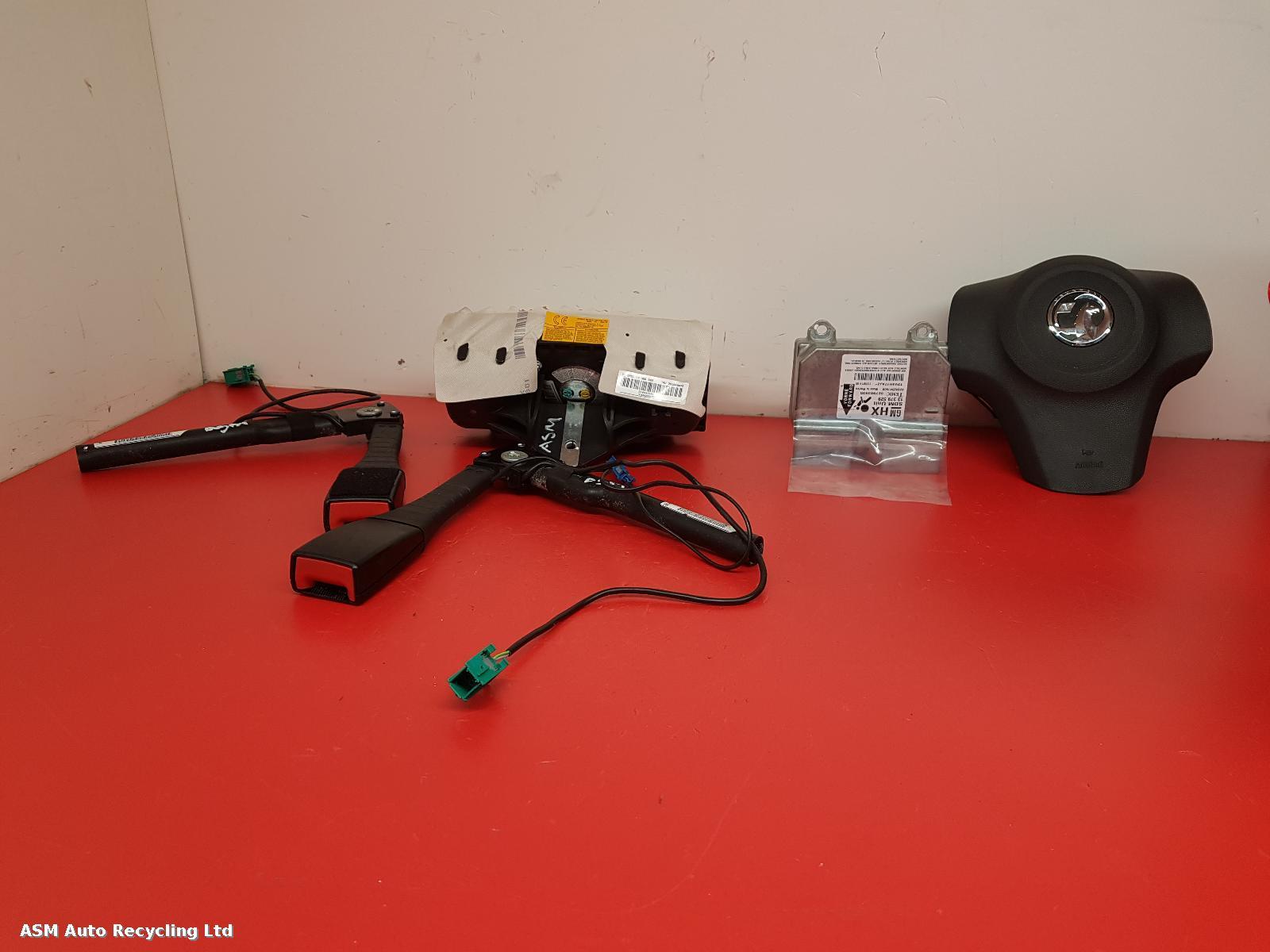View Auto part Airbag Kit Vauxhall Corsa 2014