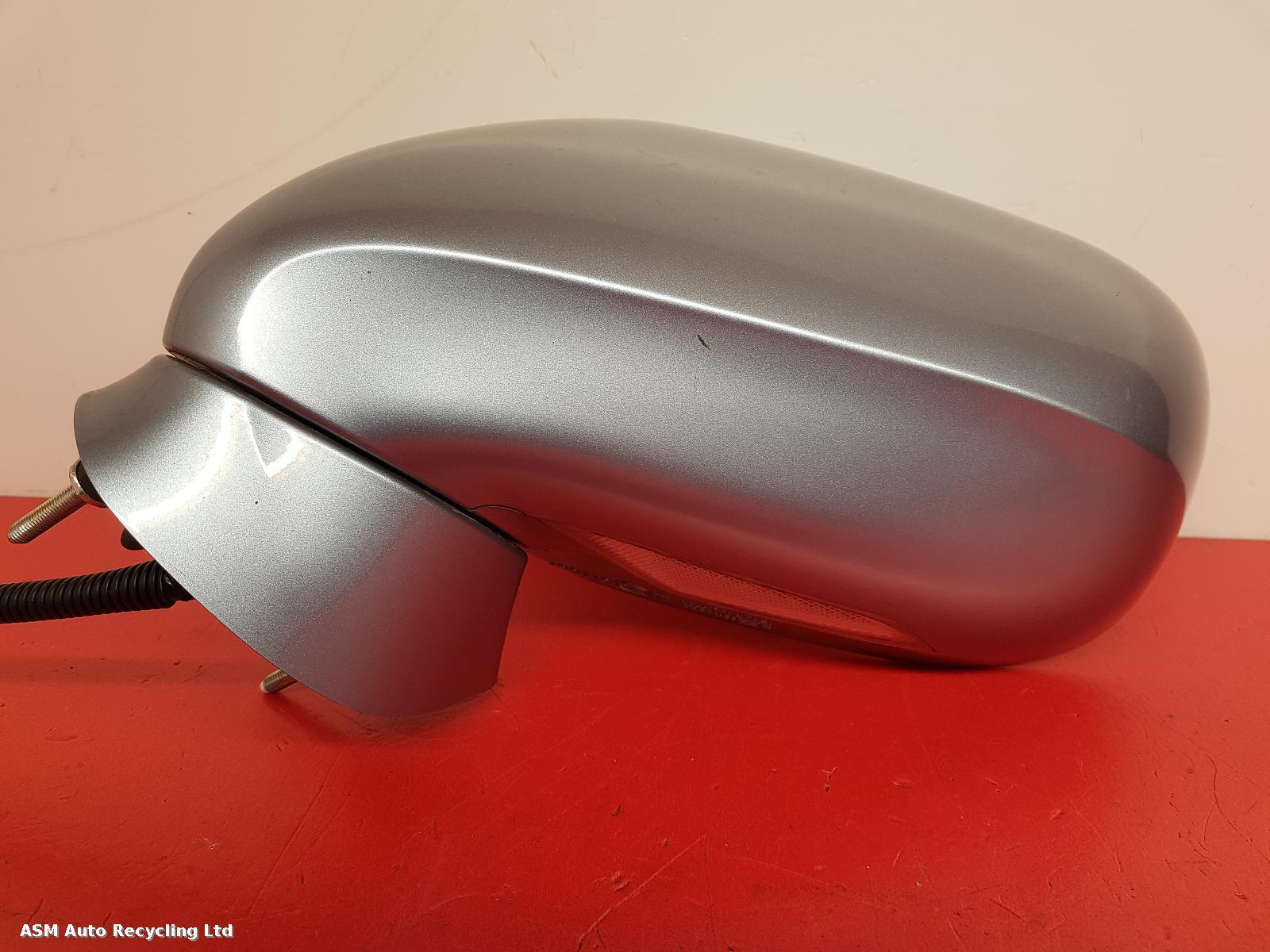 View Auto part L Door Mirror Lexus Is Series 2005