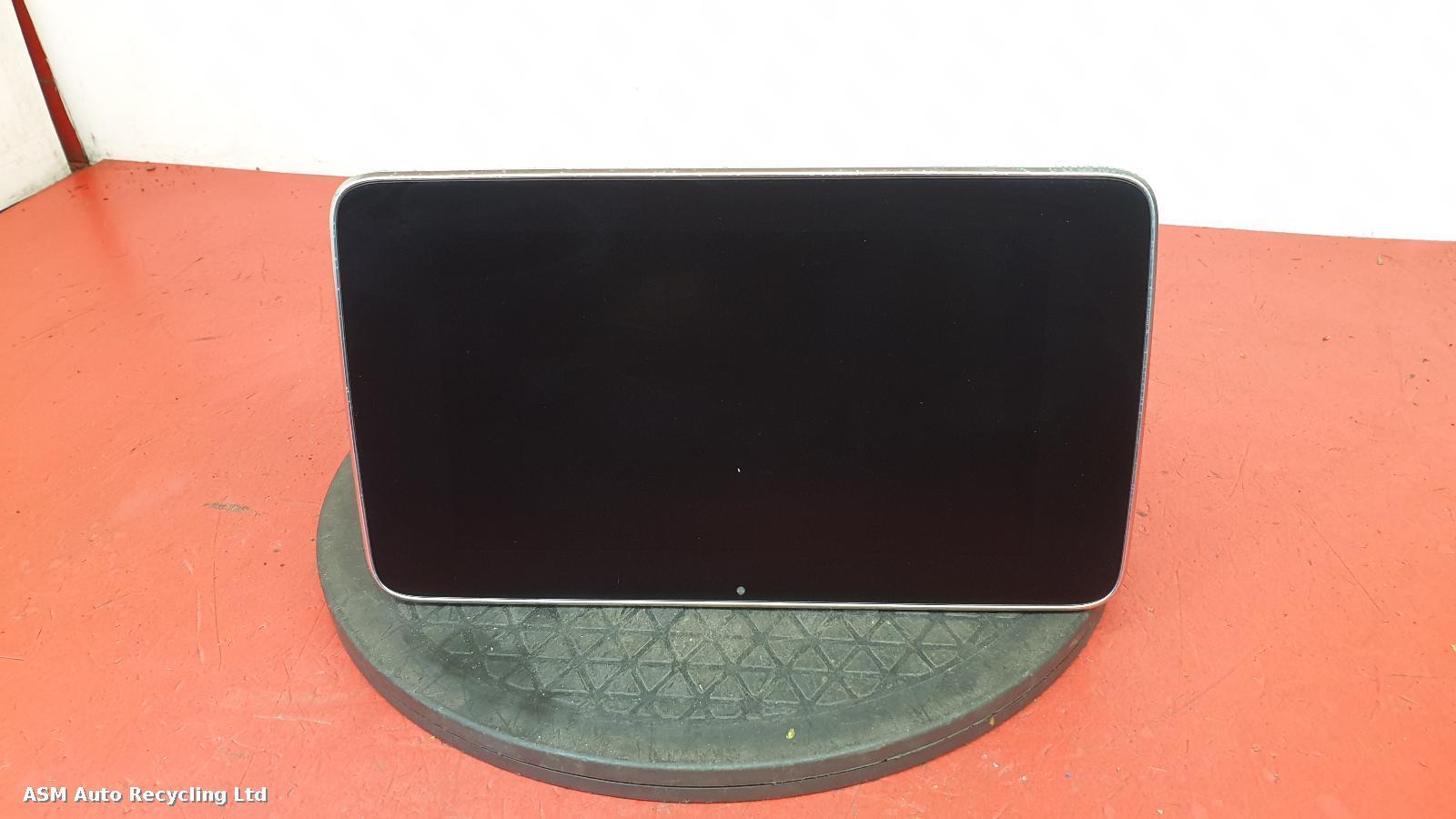 View Auto part Radio Display Mercedes Glc 2018