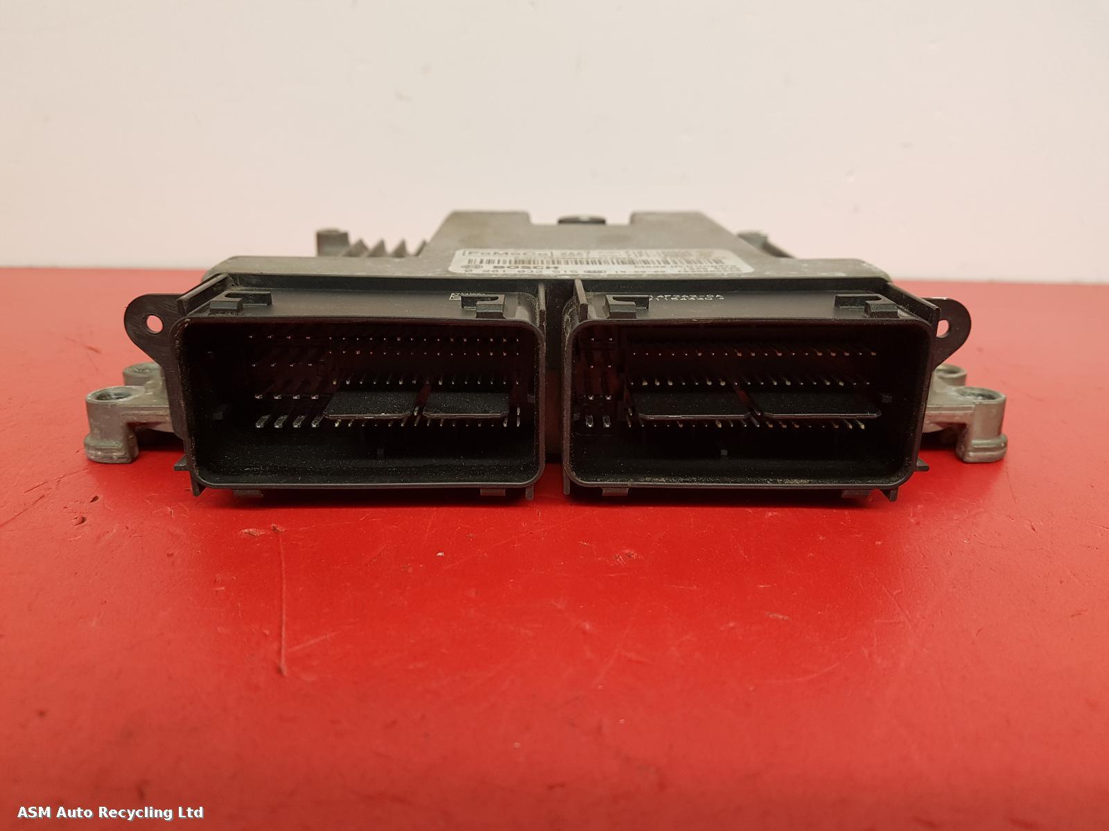 View Auto part ECU Ford Fiesta 2015