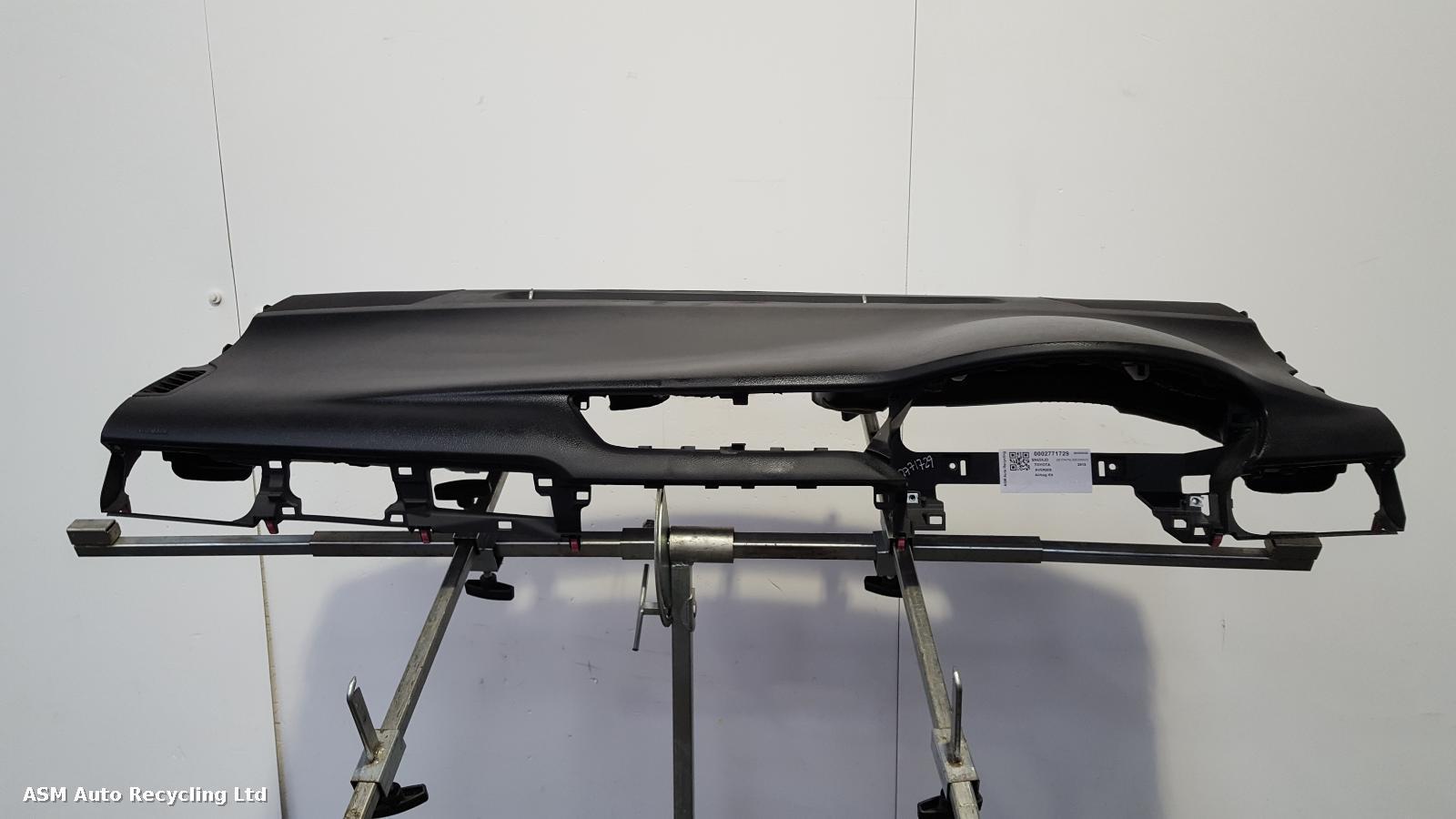 View Auto part Airbag Kit Toyota Avensis 2015