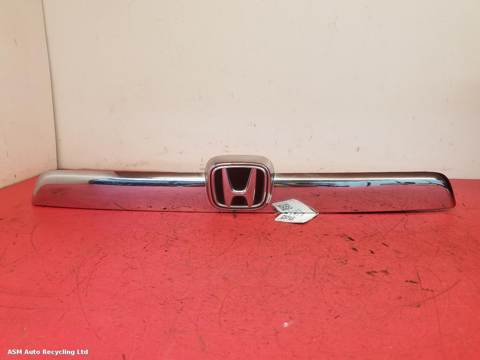 View Auto part Tailgate Handle Honda Crv 2007