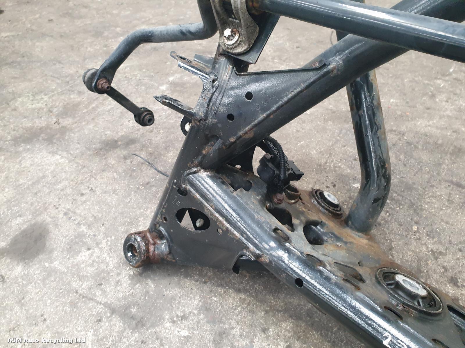 View Auto part Rear Axle Assembly Bmw 3 Series 2015