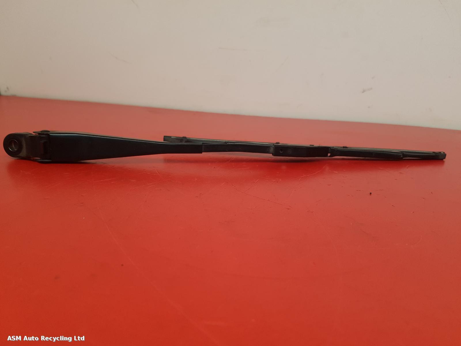 View Auto part Wiper Arm Land Rover Range Rover Evoque 2016