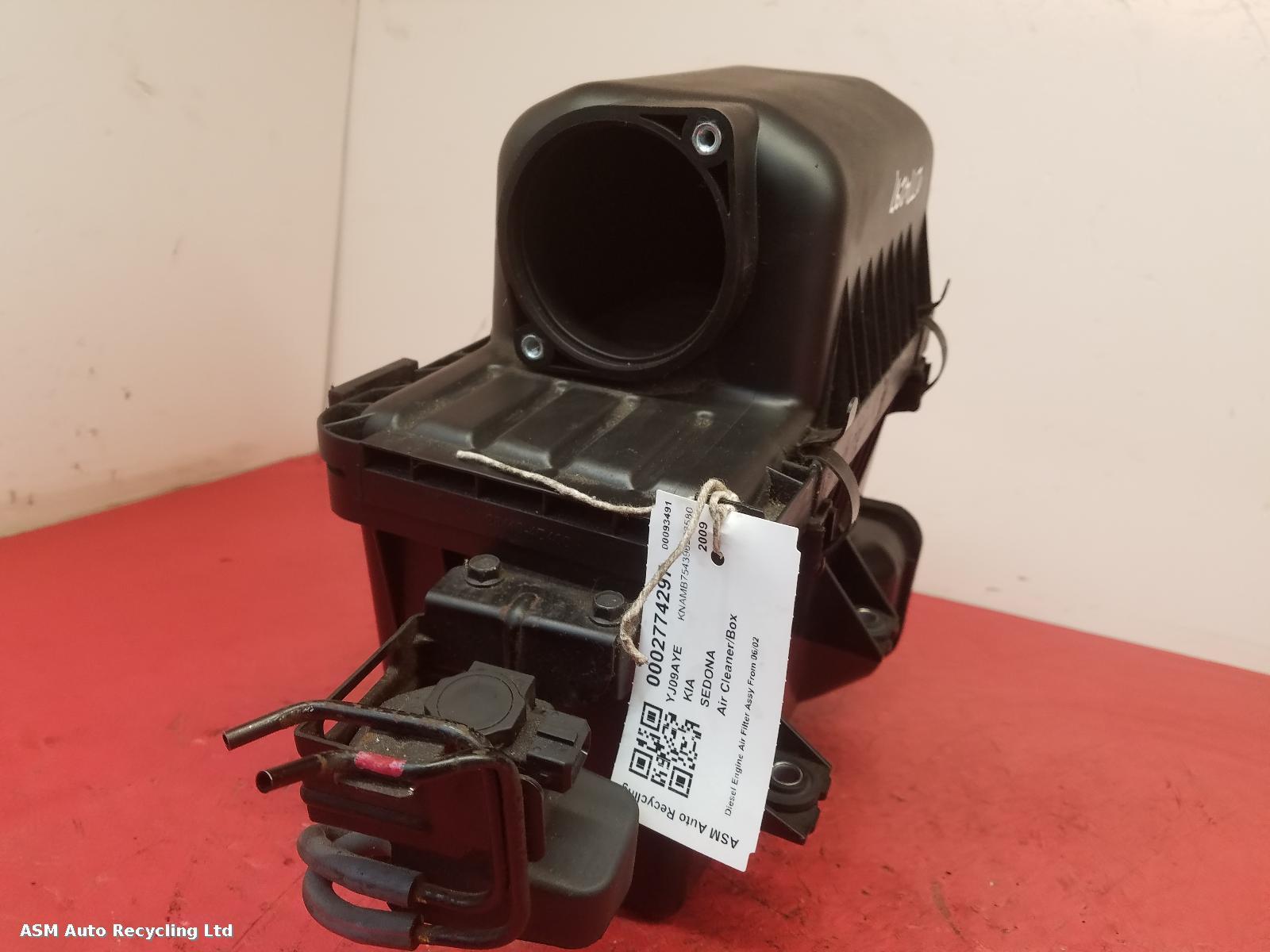 View Auto part Air Cleaner/Box Kia Sedona 2009