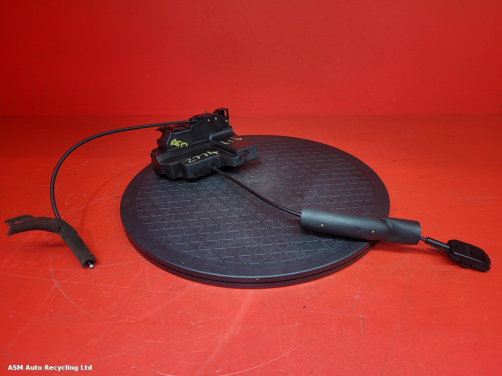 View Auto part Door Lock Assembly Renault Megane 2013