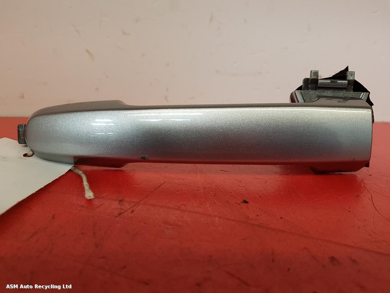 View Auto part Door Handle Toyota Yaris 2007