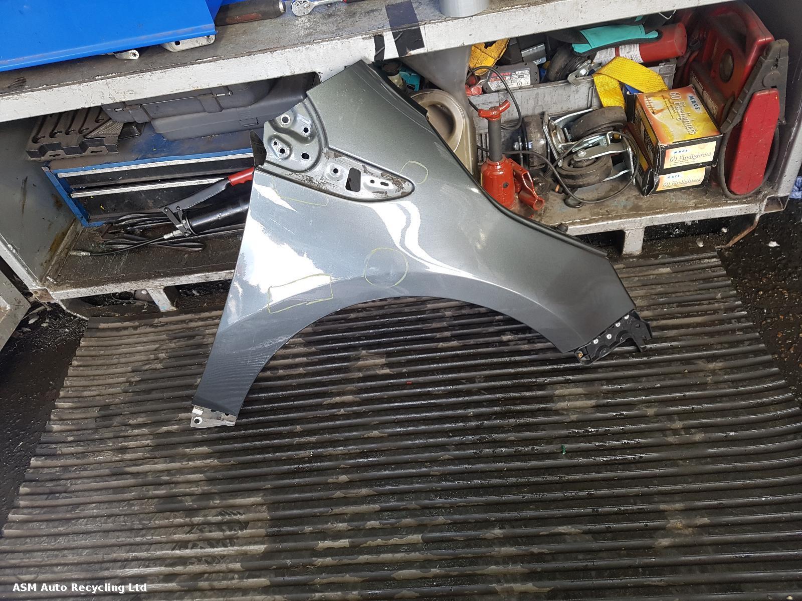 View Auto part R Wing Vauxhall Ampera 2012