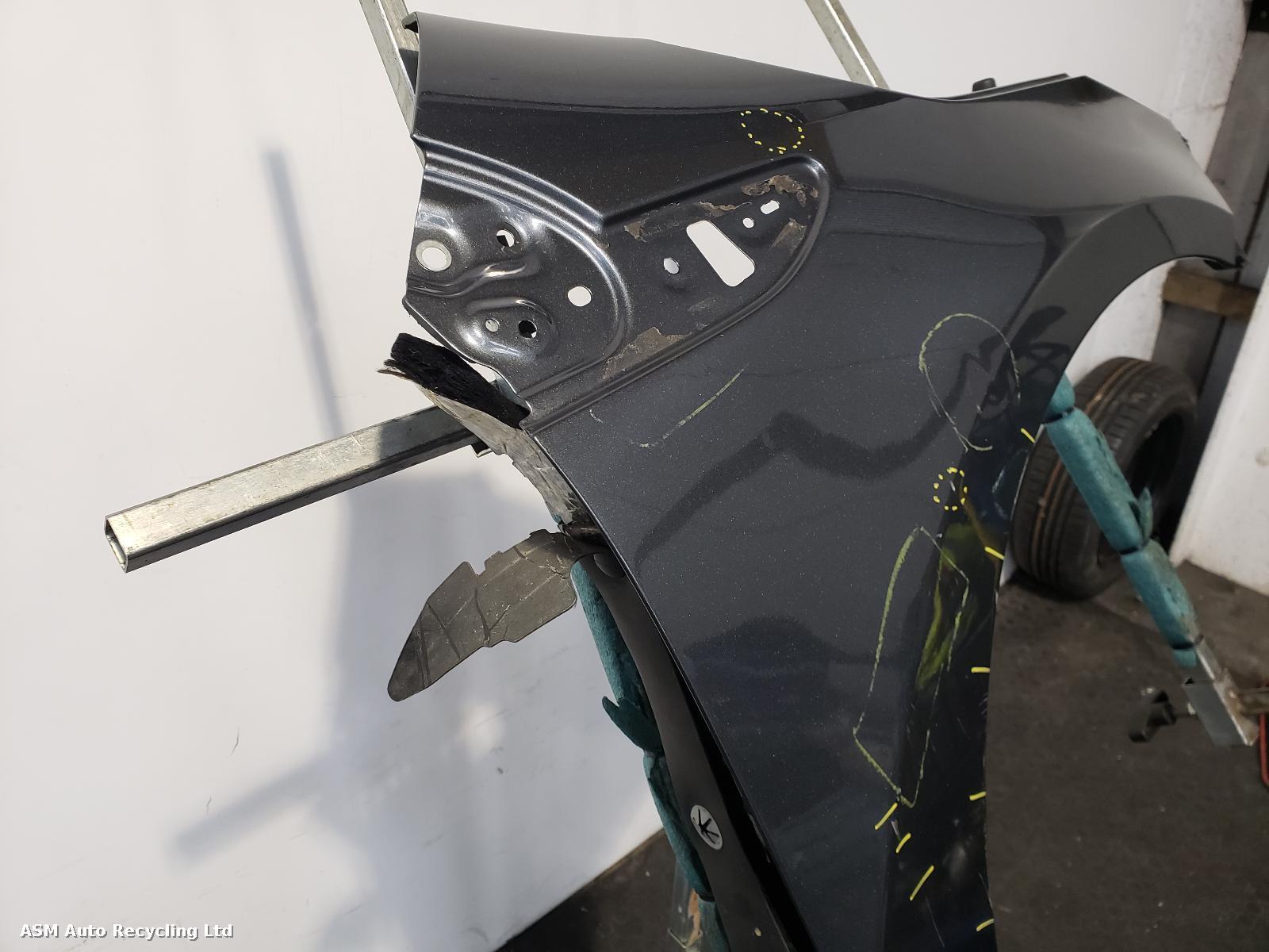View Auto part R Wing Vauxhall Ampera 2012