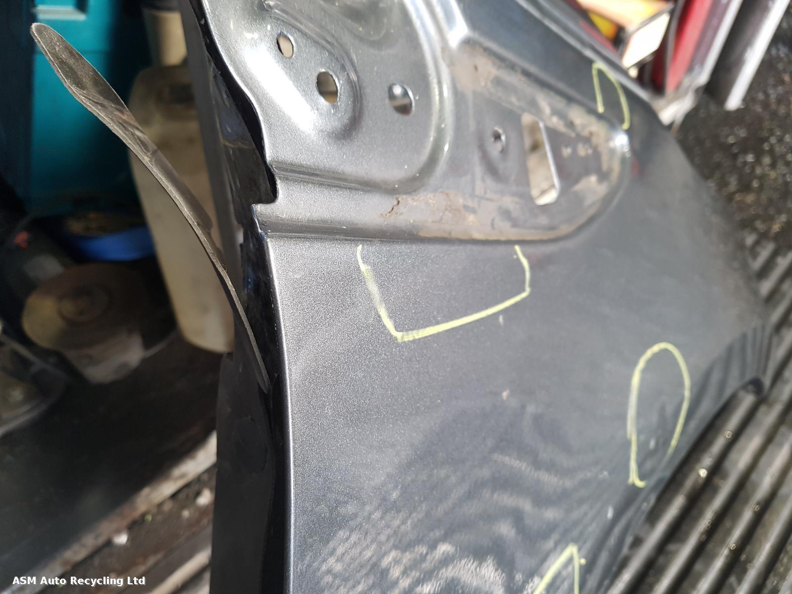 View Auto part R Wing Vauxhall Ampera 2012