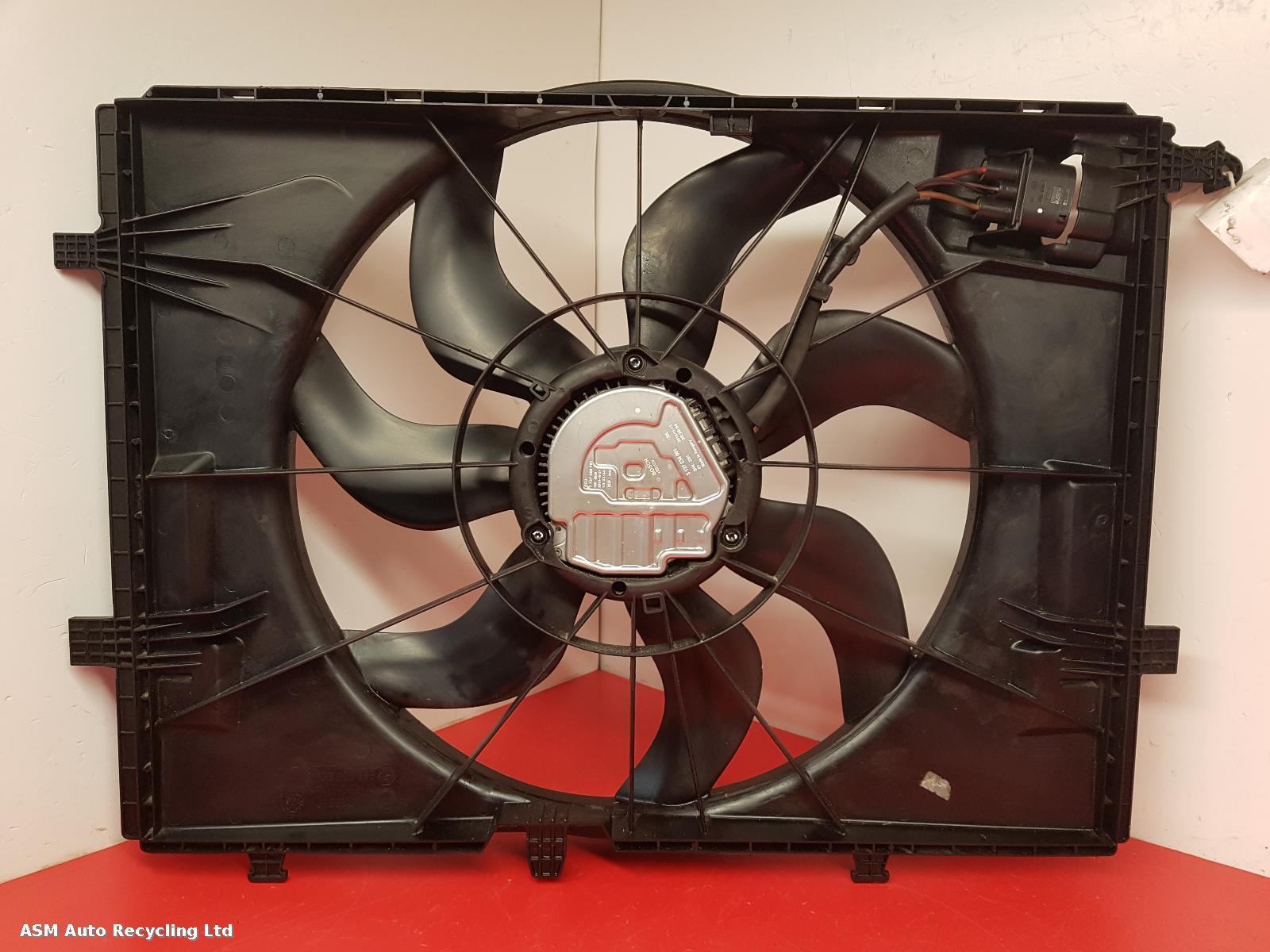 View Auto part Engine Cooling Motor Mercedes C Class 2015