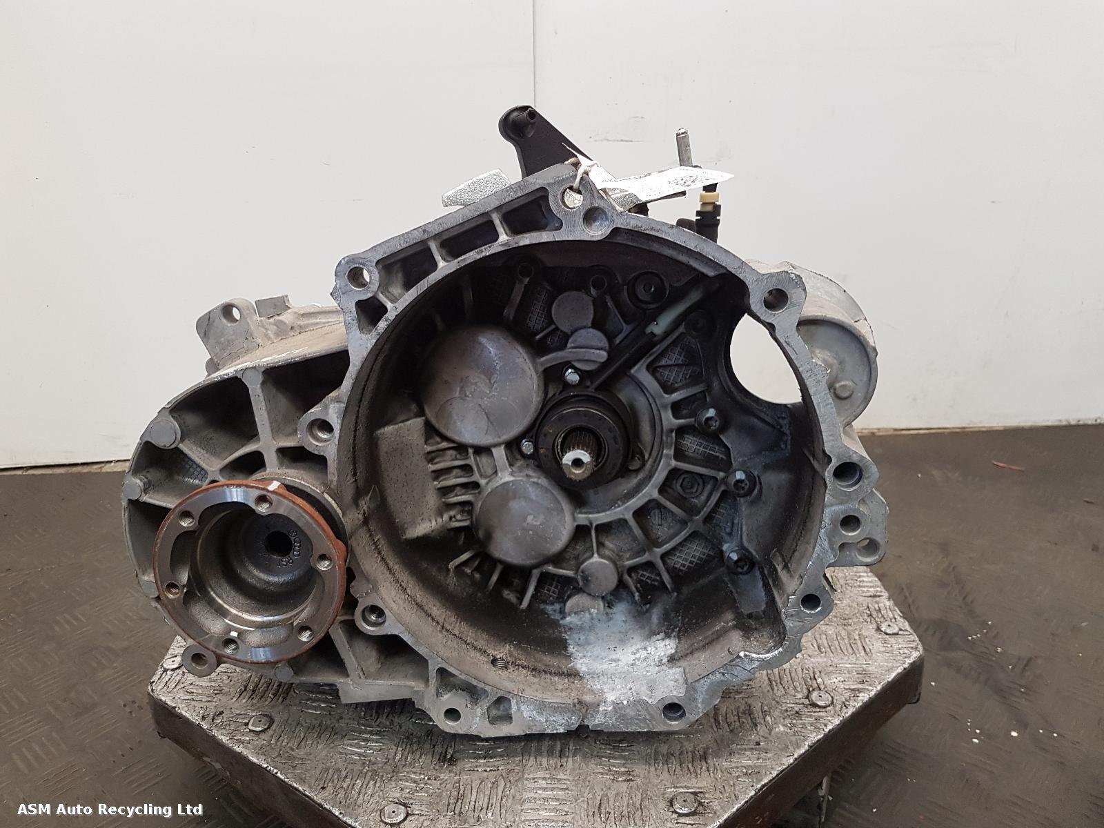 View Auto part Gearbox Volkswagen Tiguan 2019