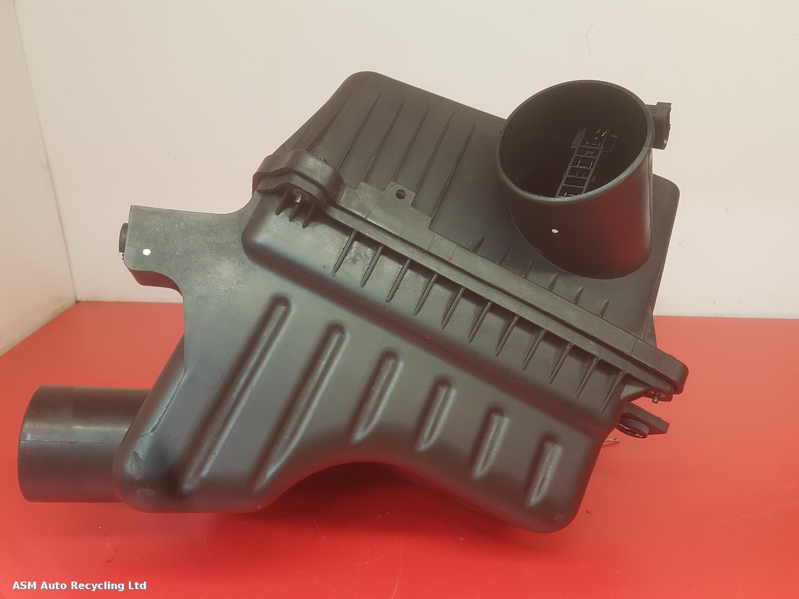 View Auto part Air Cleaner/Box Vauxhall Antara 2012