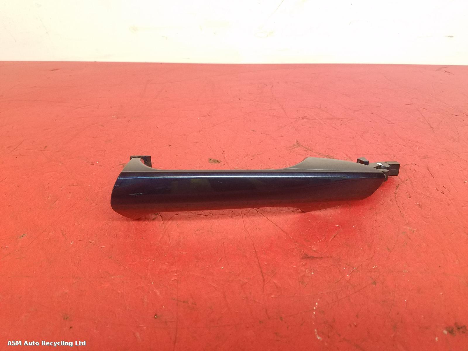 View Auto part Door Handle Mercedes Gla Class 2017