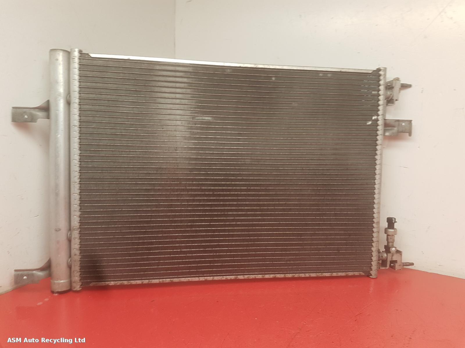 View Auto part Condenser Vauxhall Astra 2014