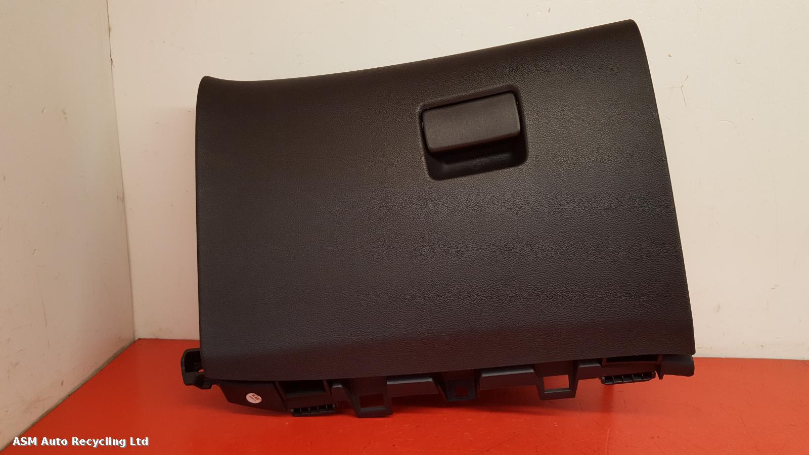 View Auto part Glove Box Vauxhall Astra 2014