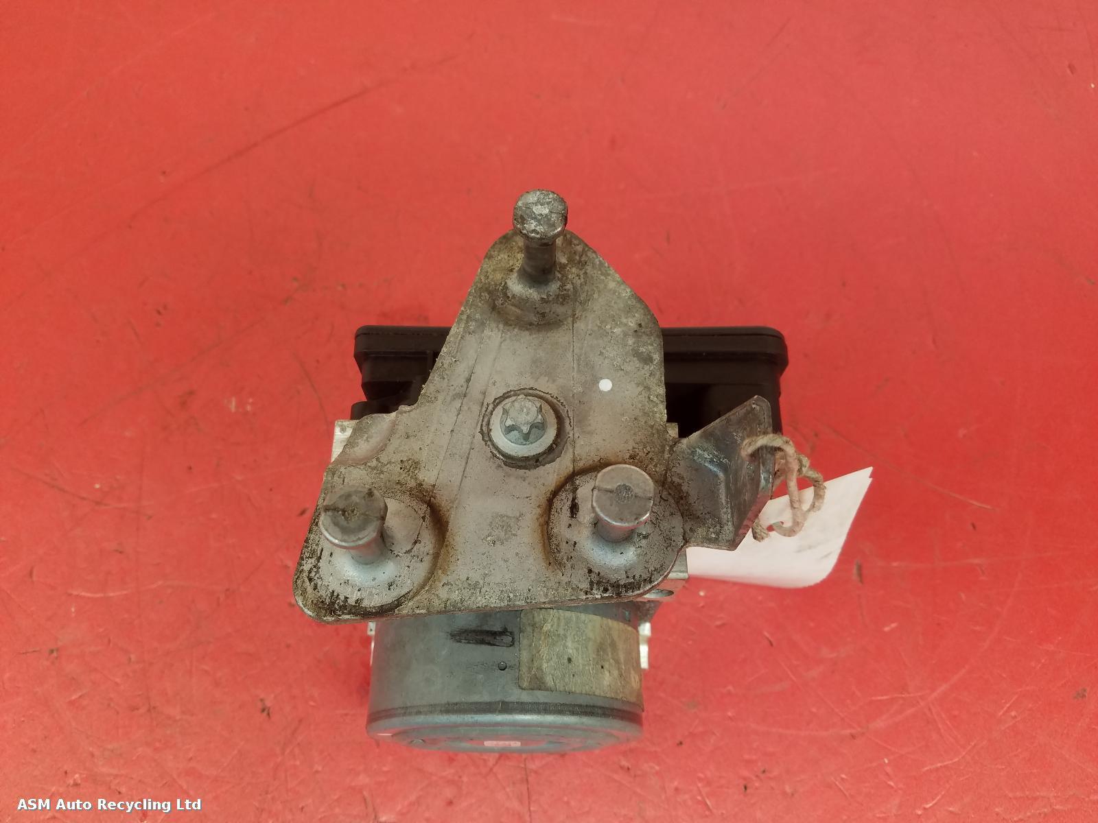 View Auto part ABS Pump/Modulator Mercedes C Class 2014