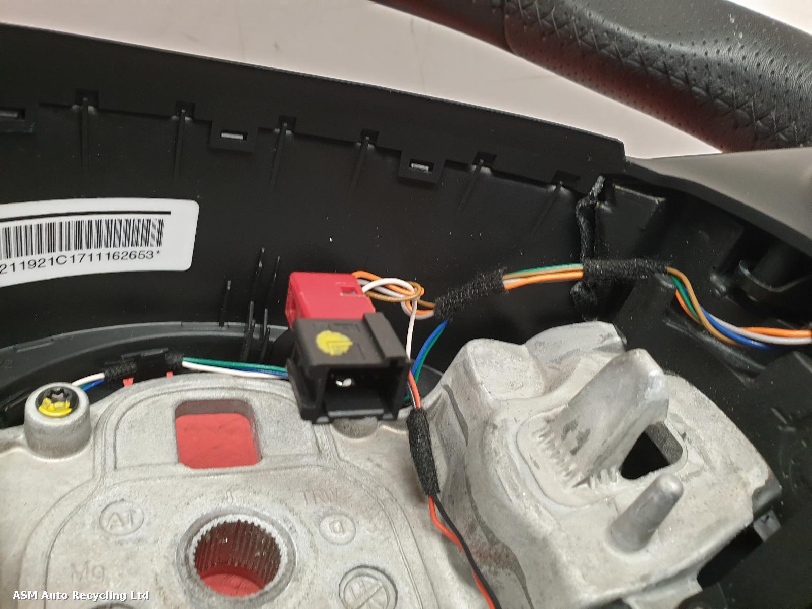 View Auto part Steering Wheel Fiat 500 2018