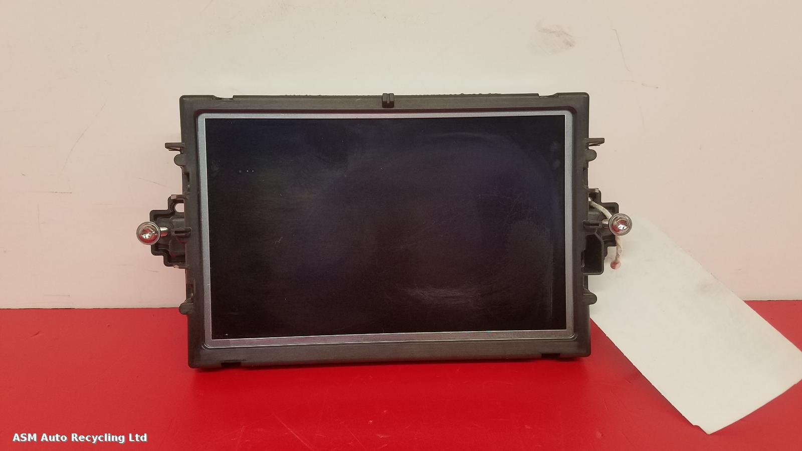 View Auto part Radio Display Mercedes C Class 2012