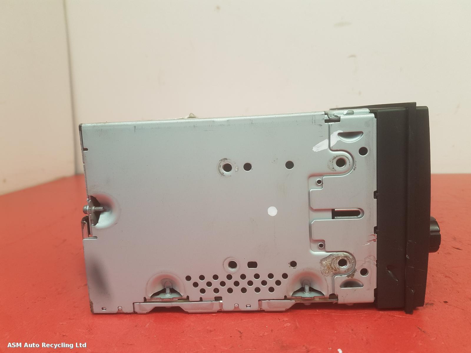 View Auto part A/V Equipment Nissan Note 2011