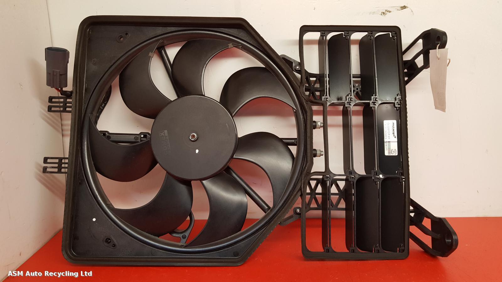 View Auto part Engine Cooling Motor Mclaren 570gt 2017
