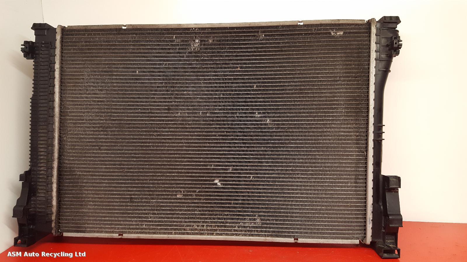 View Auto part Radiator Mercedes E Class 2015