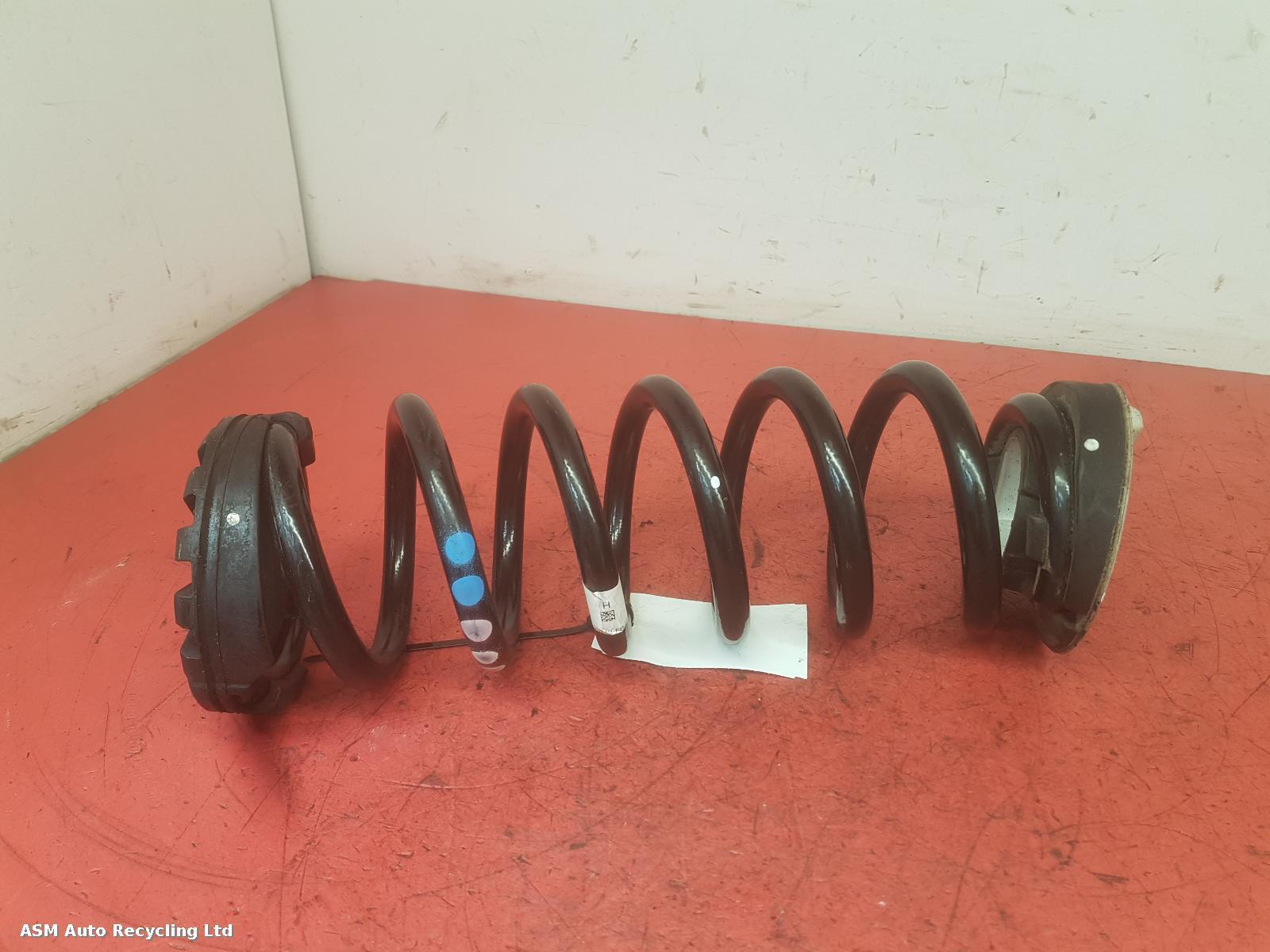 View Auto part Rear Coil Spring Land Rover Range Rover Evoque 2020