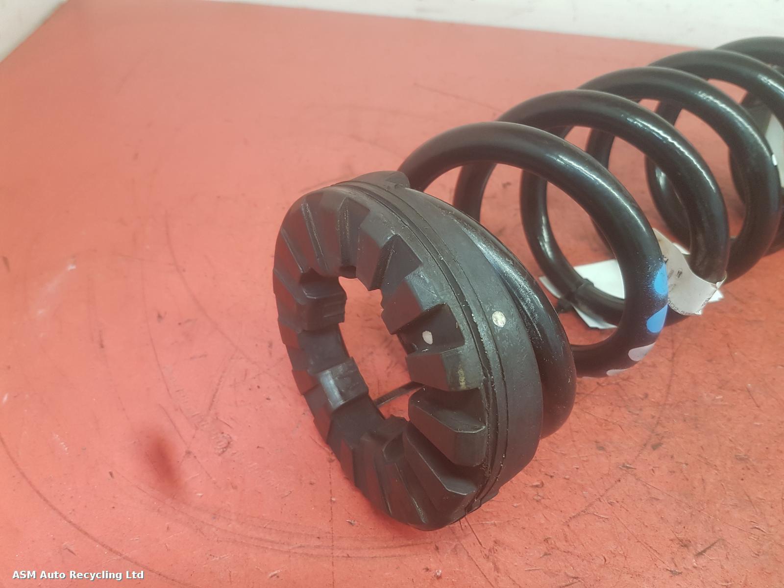 View Auto part Rear Coil Spring Land Rover Range Rover Evoque 2020