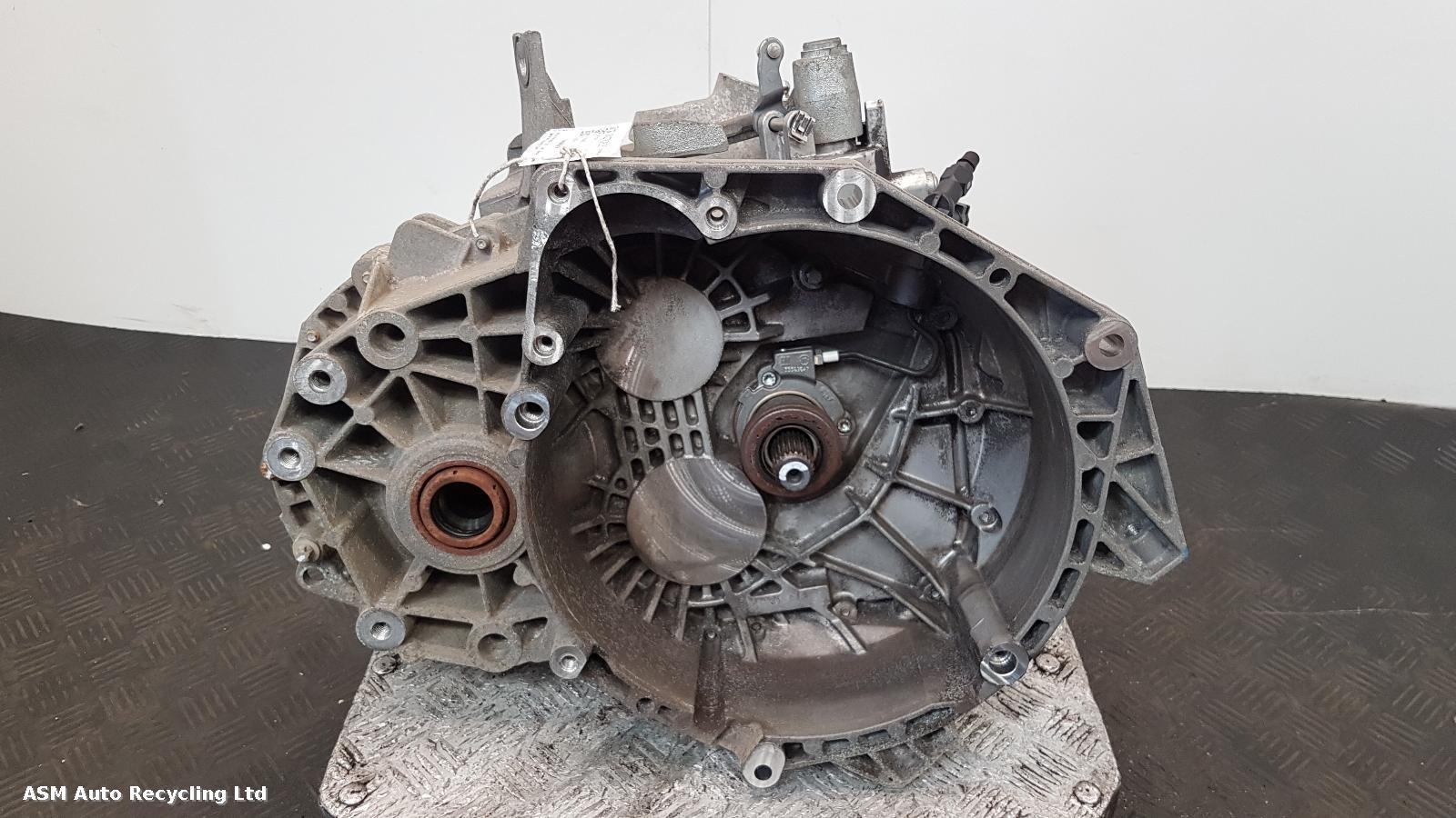 View Auto part Gearbox Vauxhall Astra 2011