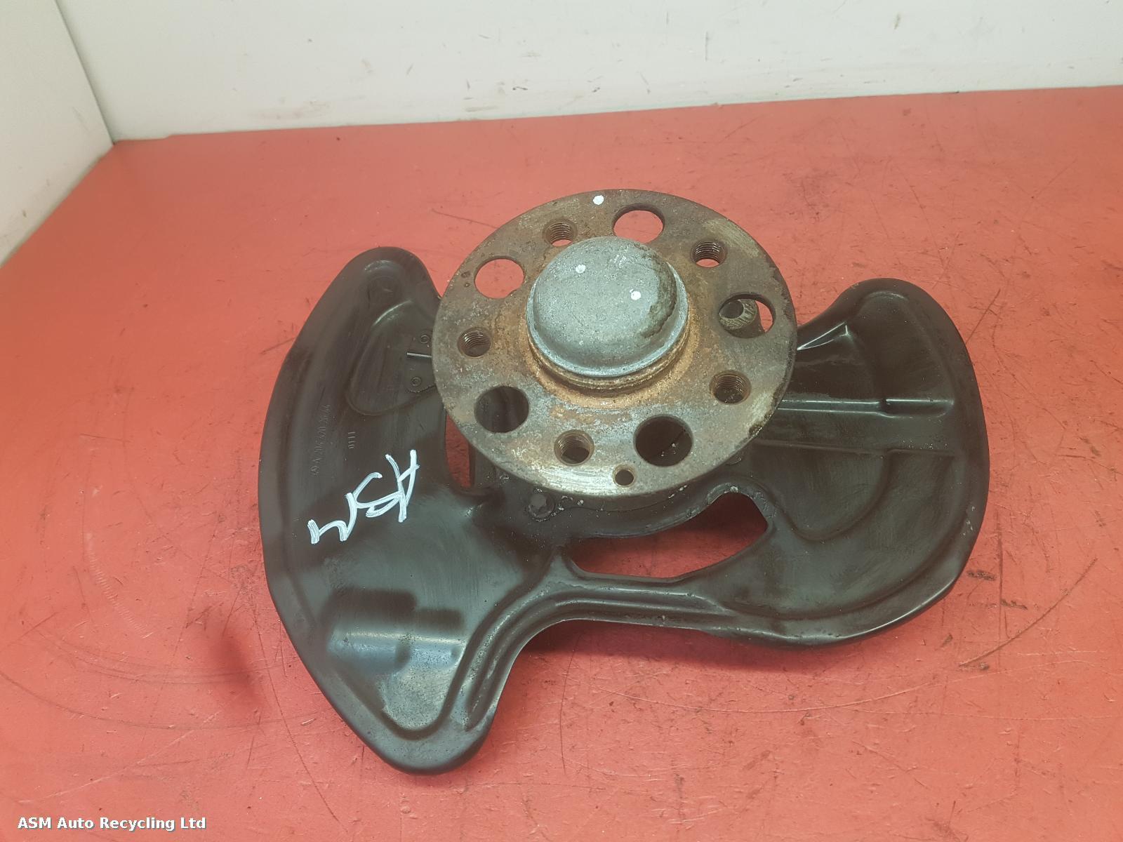 View Auto part RF Hub/Stub Axle Assembly Mercedes E Class 2011