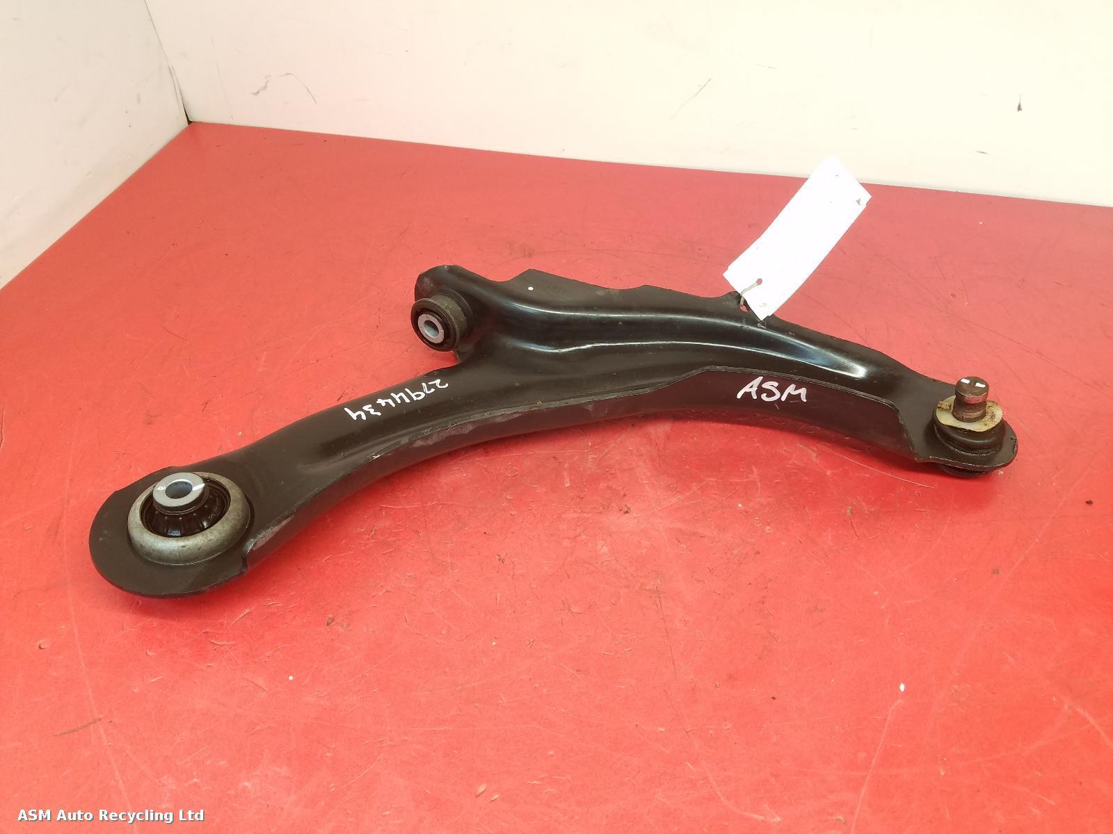 View Auto part RF Lower Control Arm Renault Captur 2017