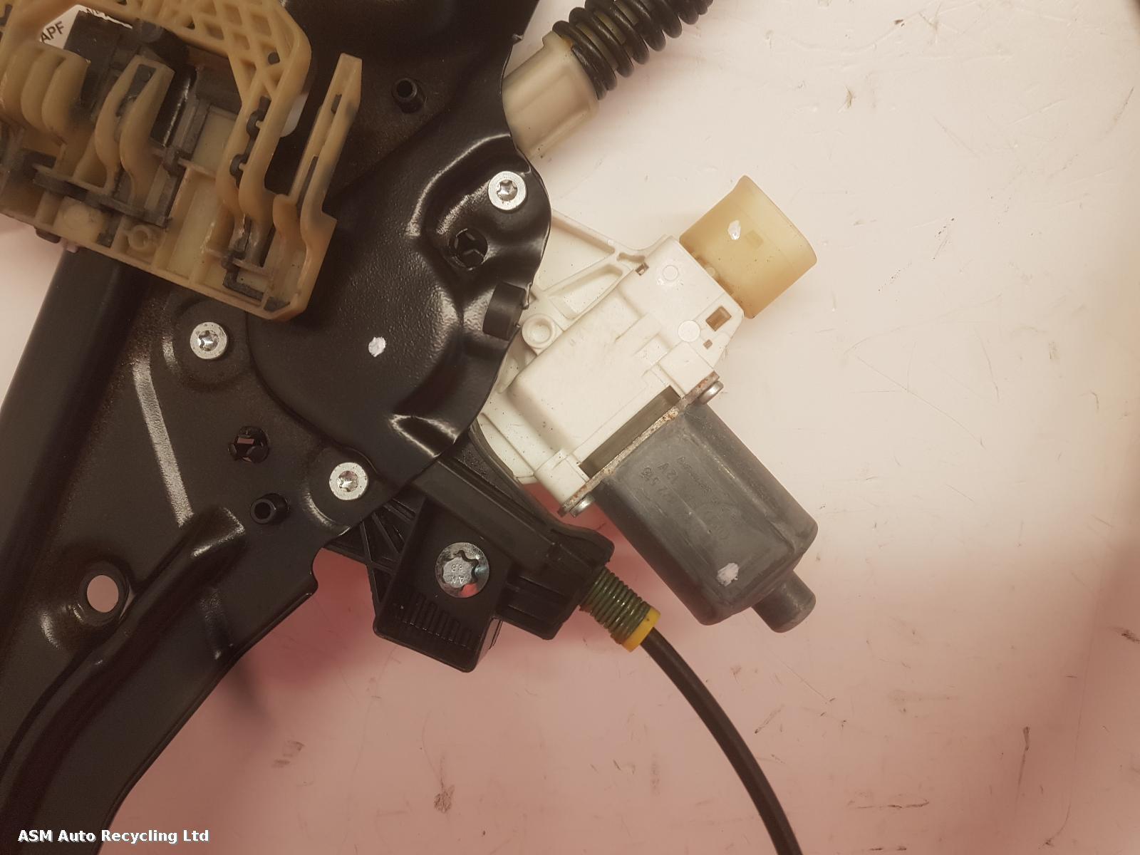 View Auto part RF Window Regulator Bmw 7 Series 2012