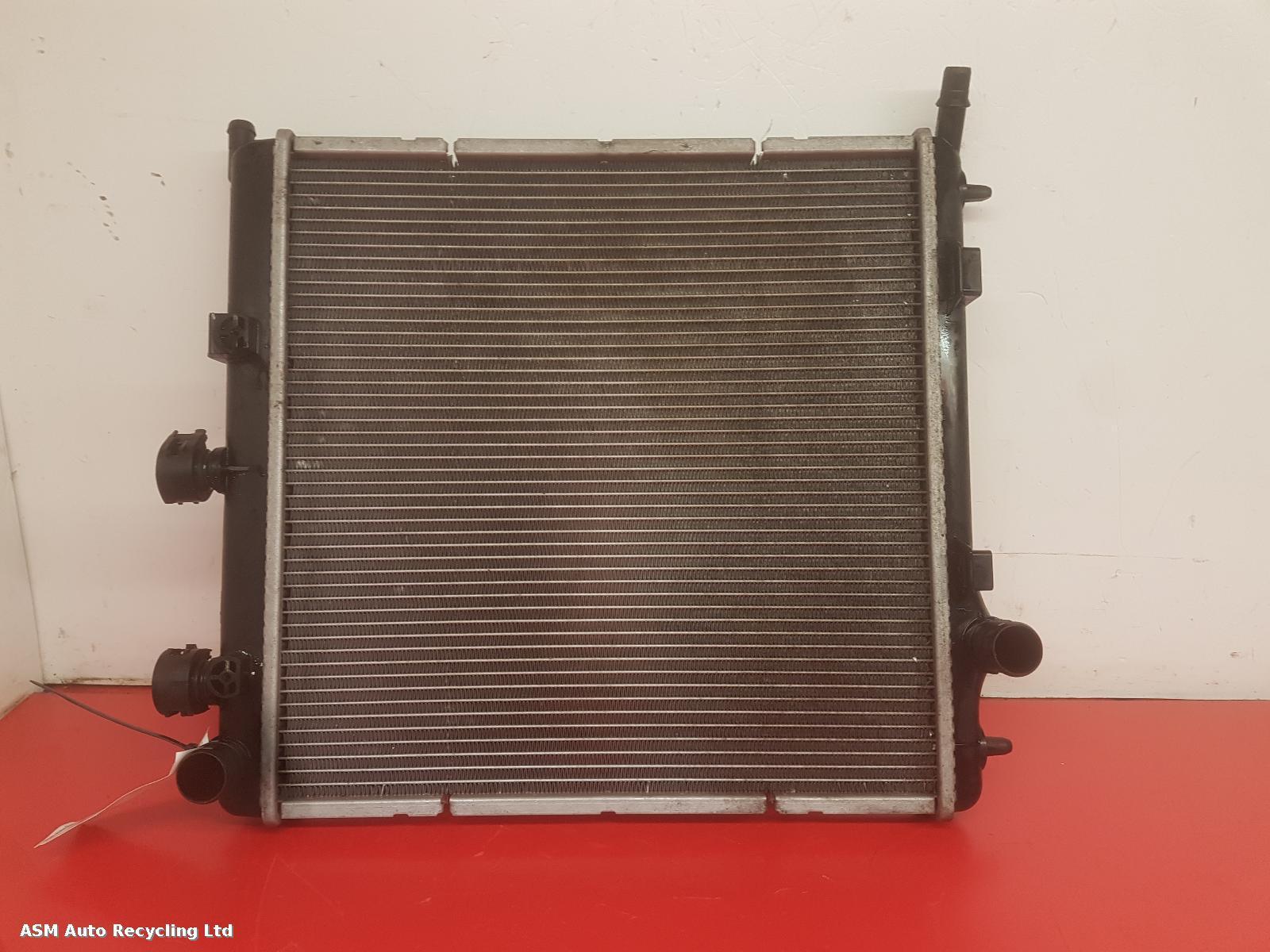 View Auto part Radiator Citroen C3 2011