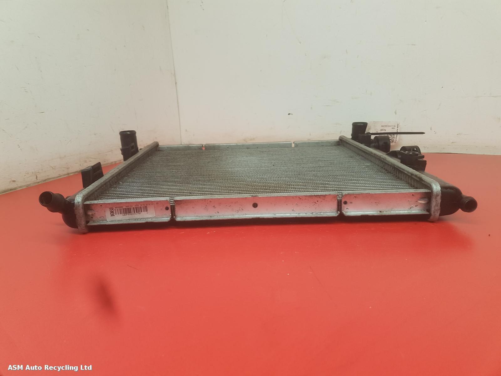 View Auto part Radiator Citroen C3 2011