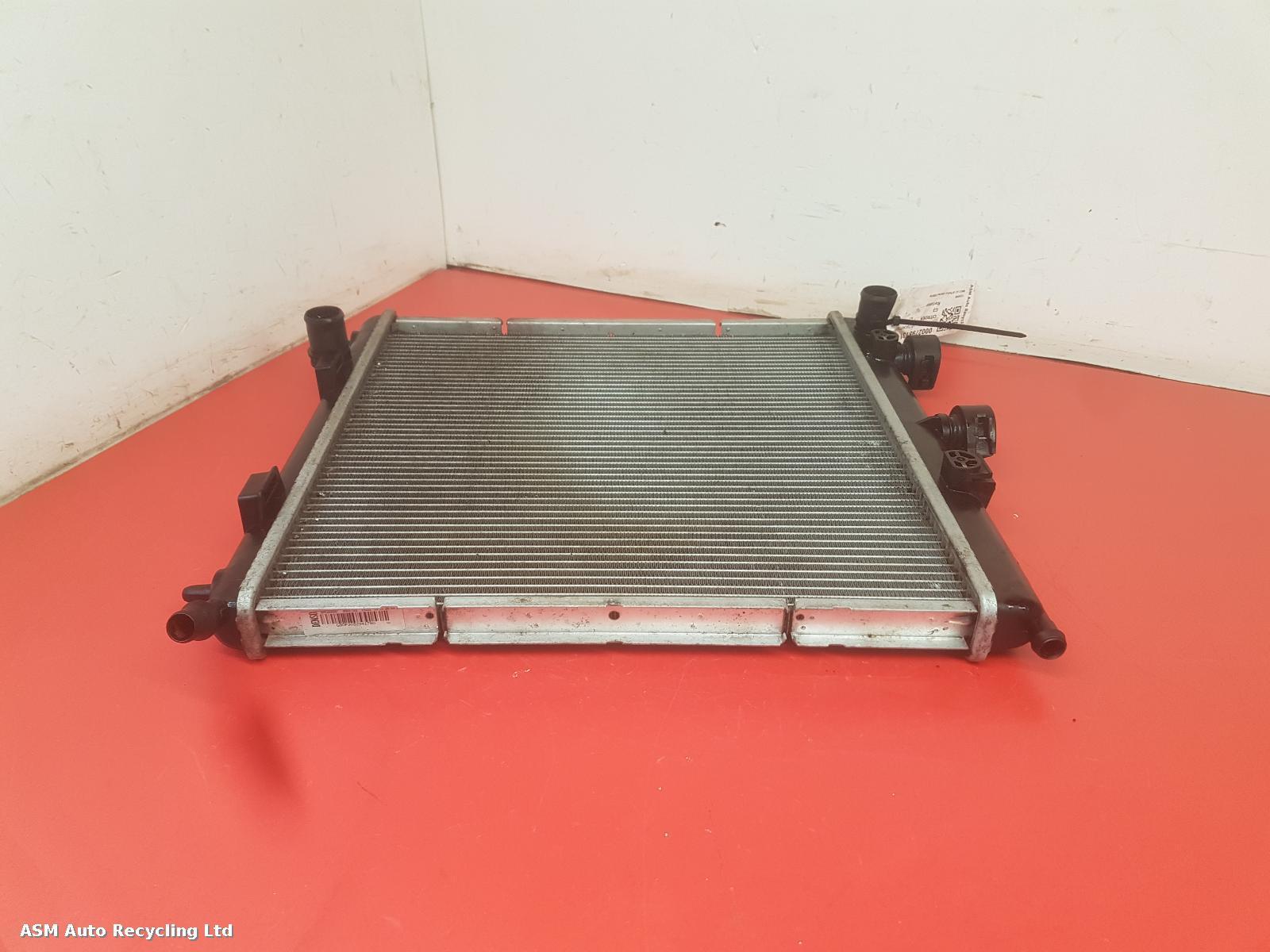 View Auto part Radiator Citroen C3 2011