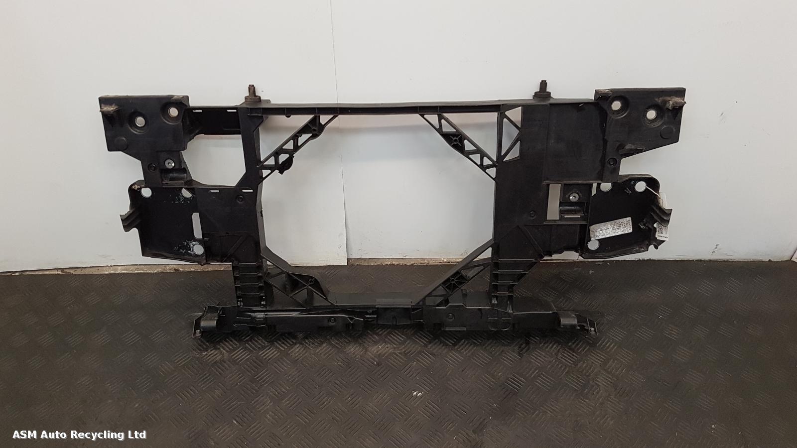 View Auto part Front Panel Renault Megane 2010