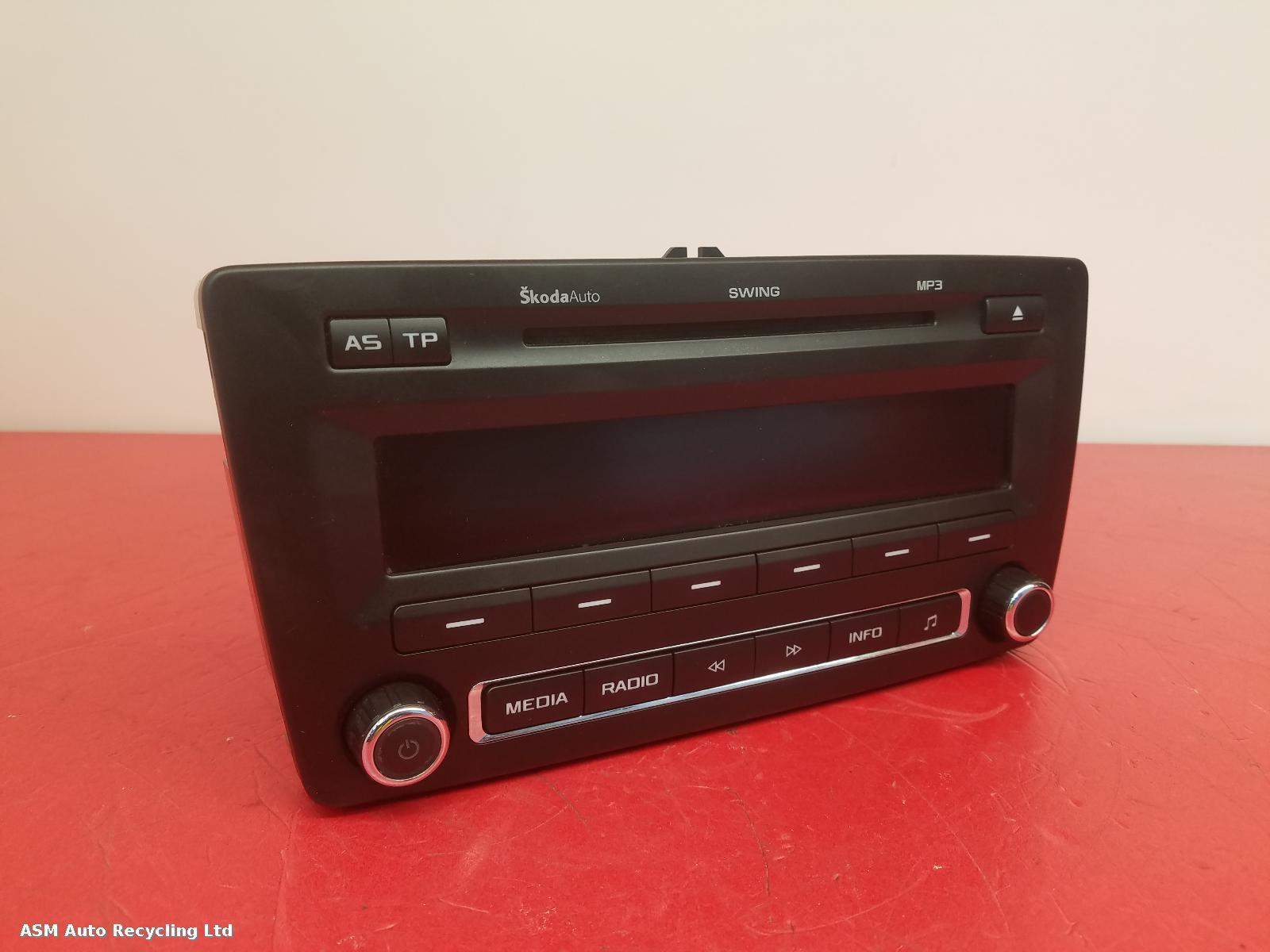 View Auto part Radio Display Skoda Yeti 2010