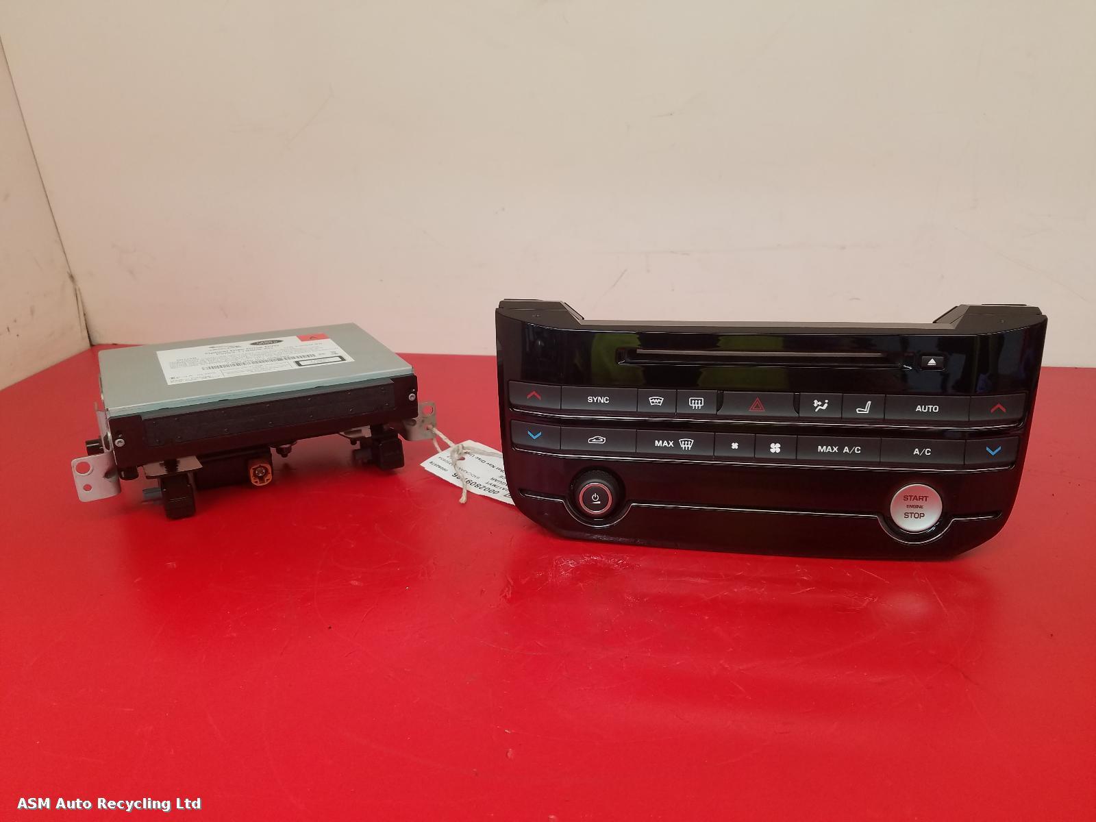 View Auto part CD Changer Jaguar F-pace 2017