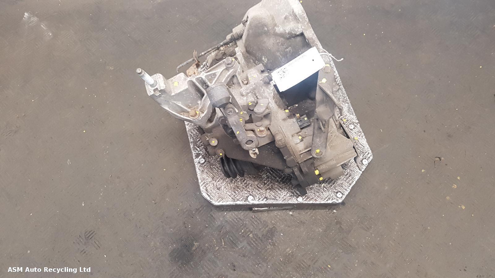 View Auto part Gearbox Ford Focus 2004