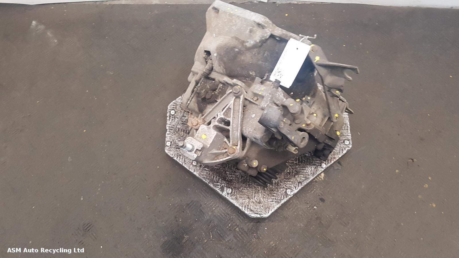 View Auto part Gearbox Ford Focus 2004